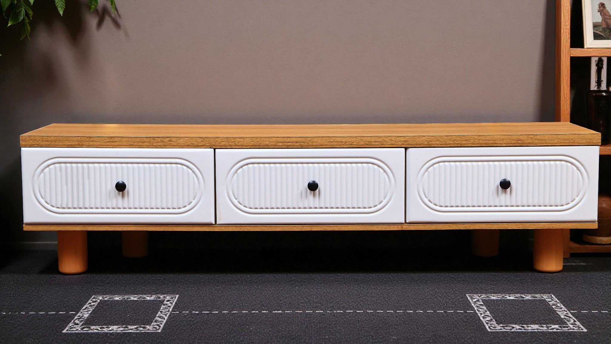 ترابيزة تليفزيون 200