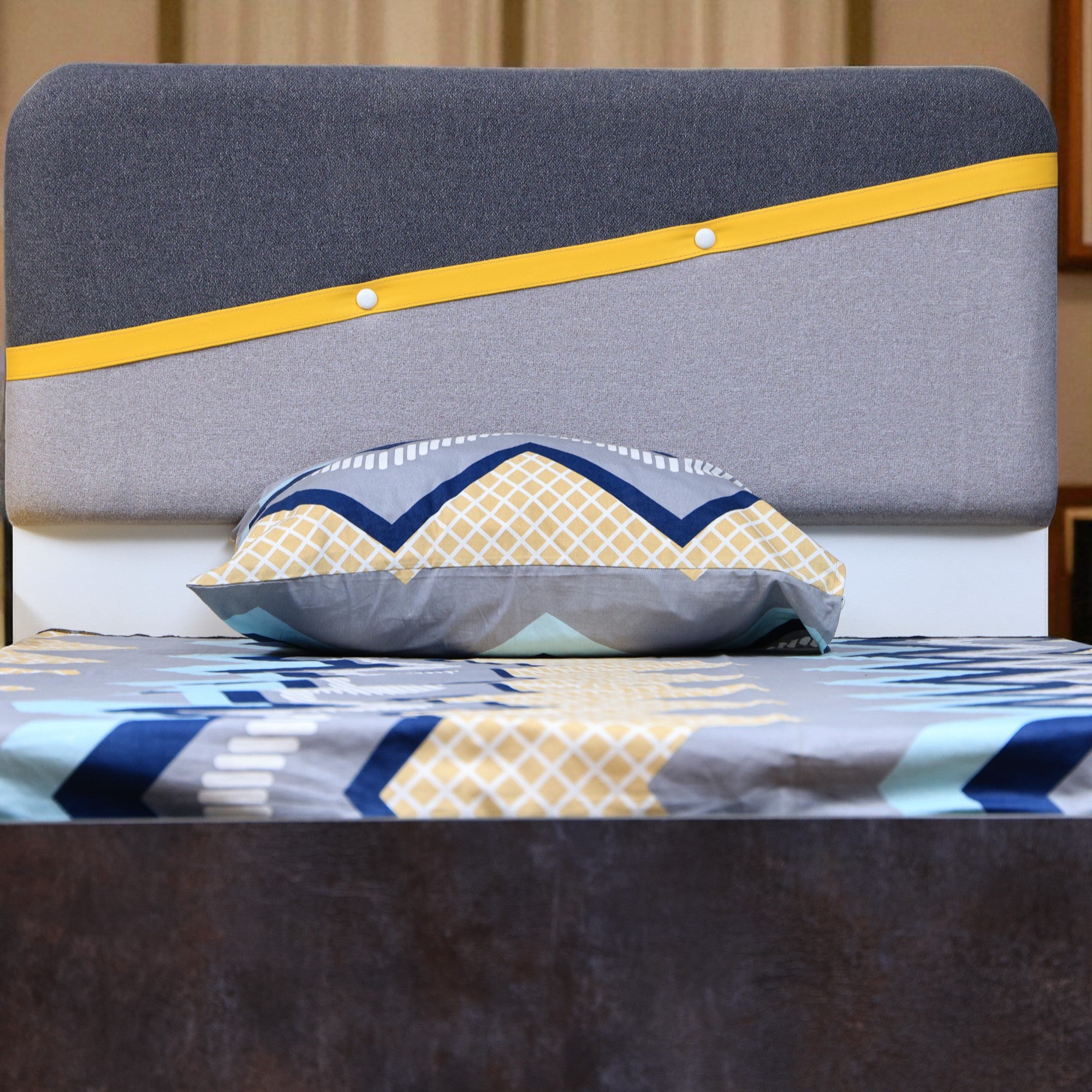 سرير اطفال 331