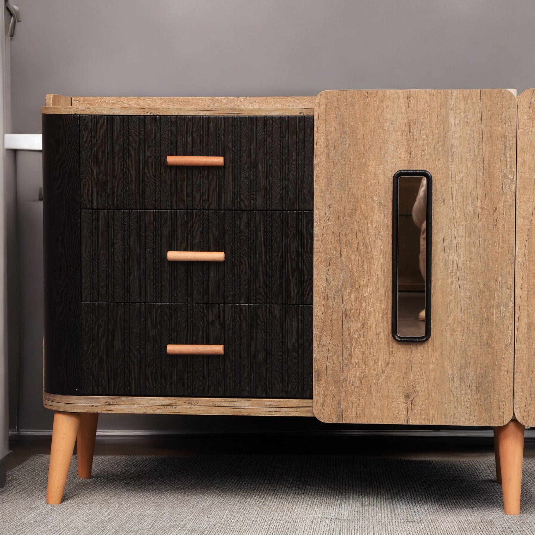 غرفة سفرة 104