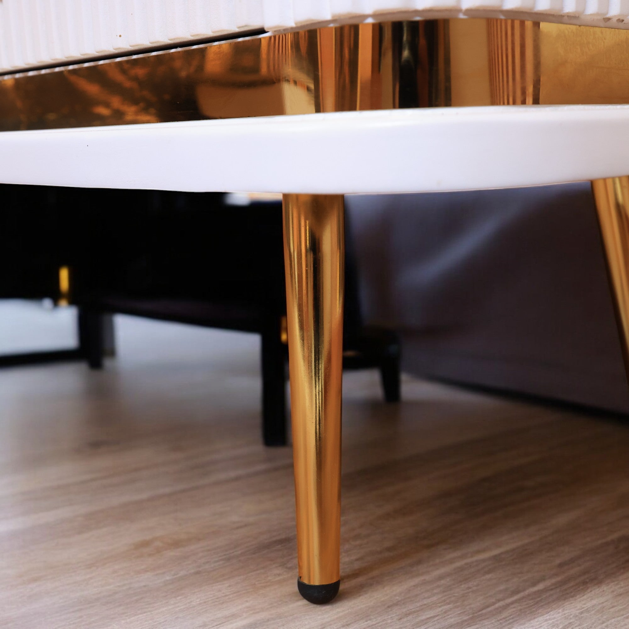 ترابيزة تليفزيون 146