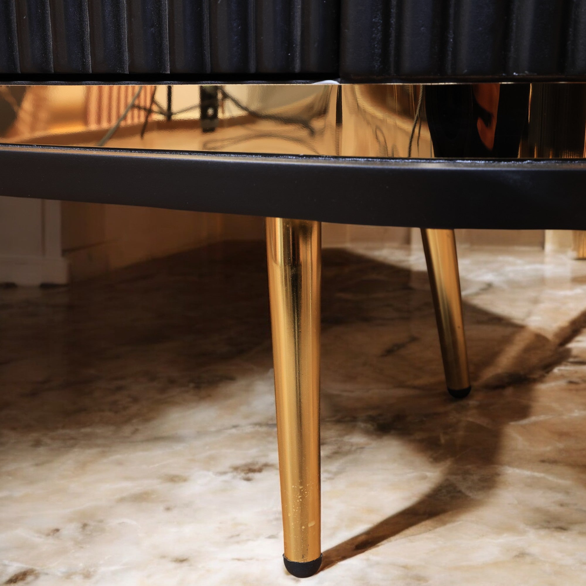 ترابيزة تليفزيون 149