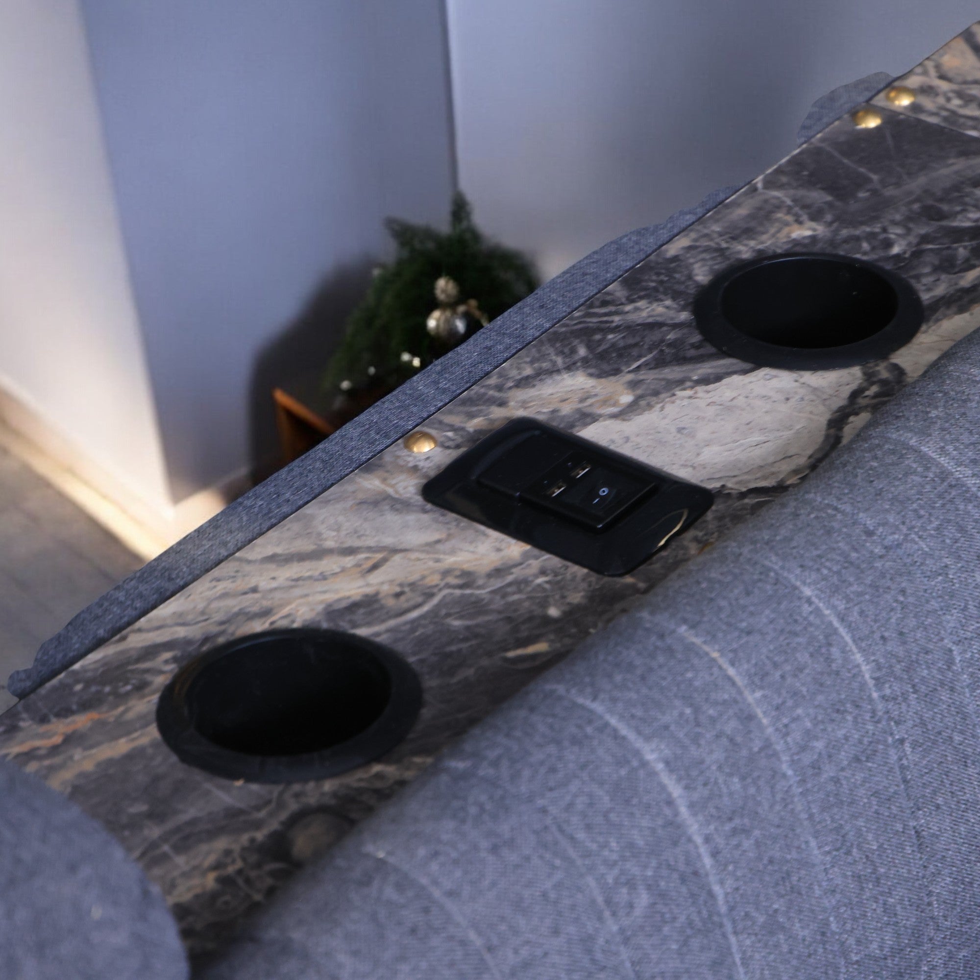 ركنة سرير وسحارة 261