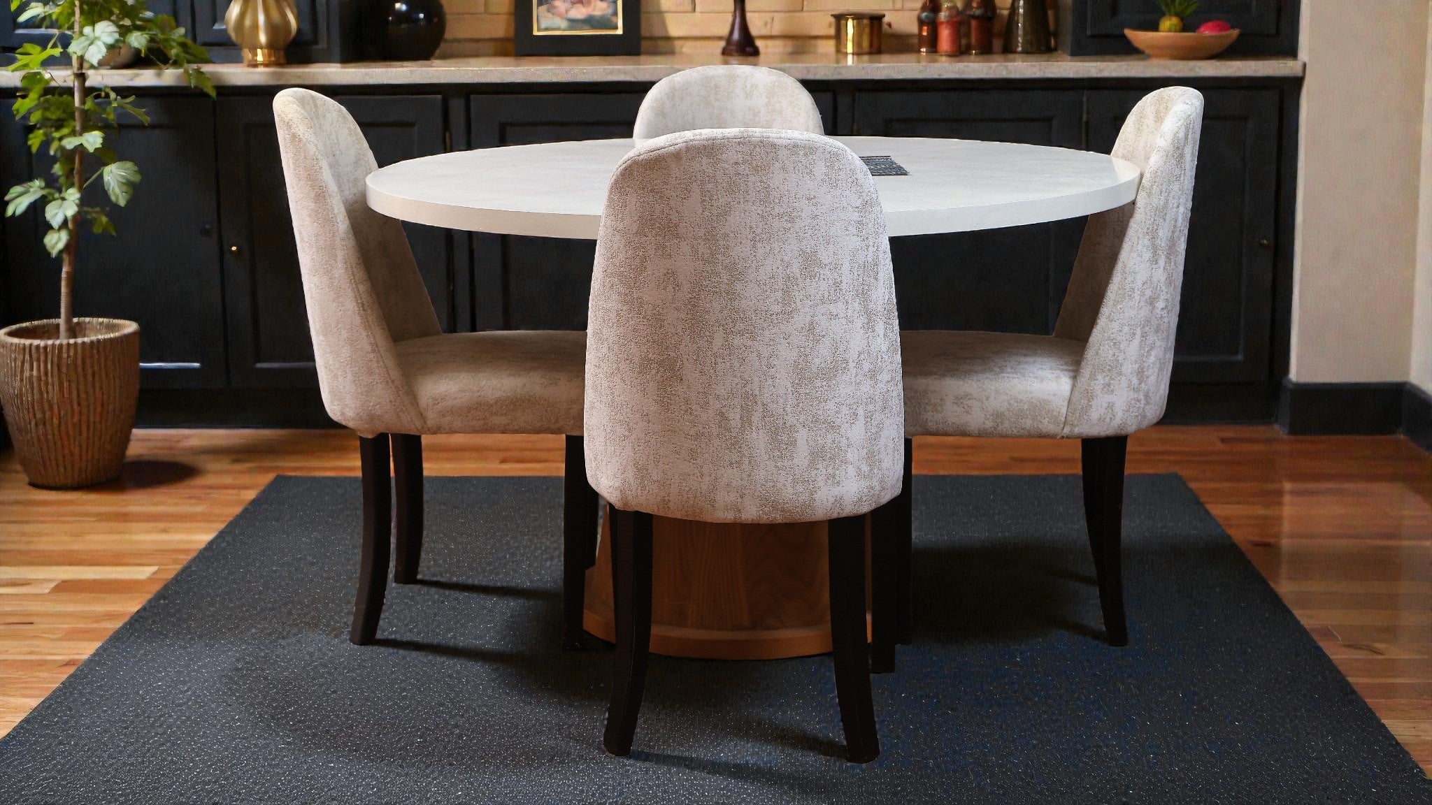 ترابيزة سفرة 647