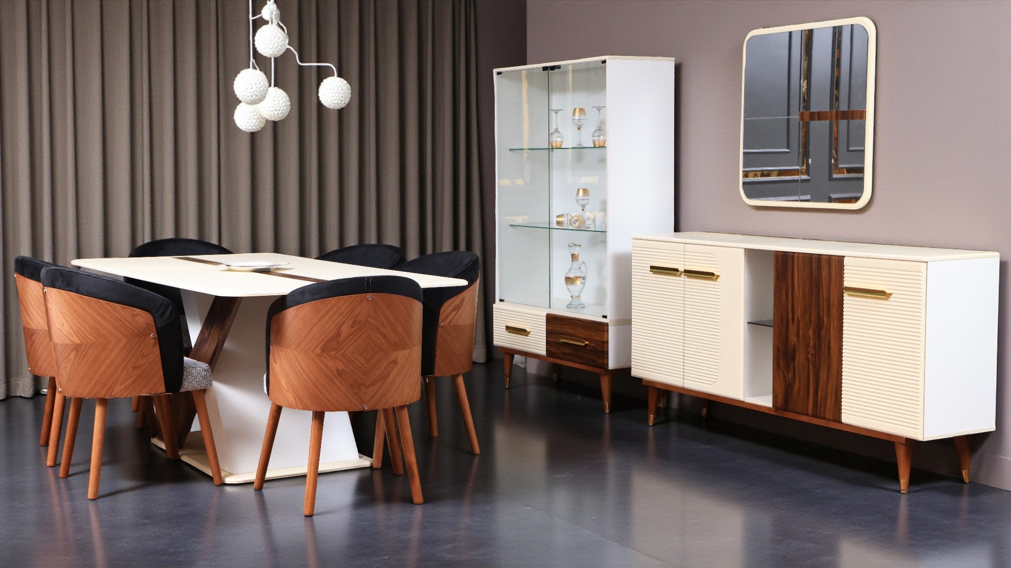 غرفة سفرة 423