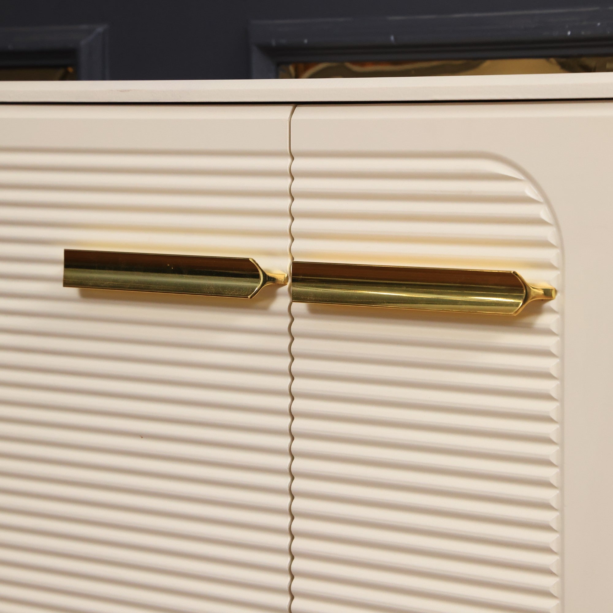 غرفة سفرة 423