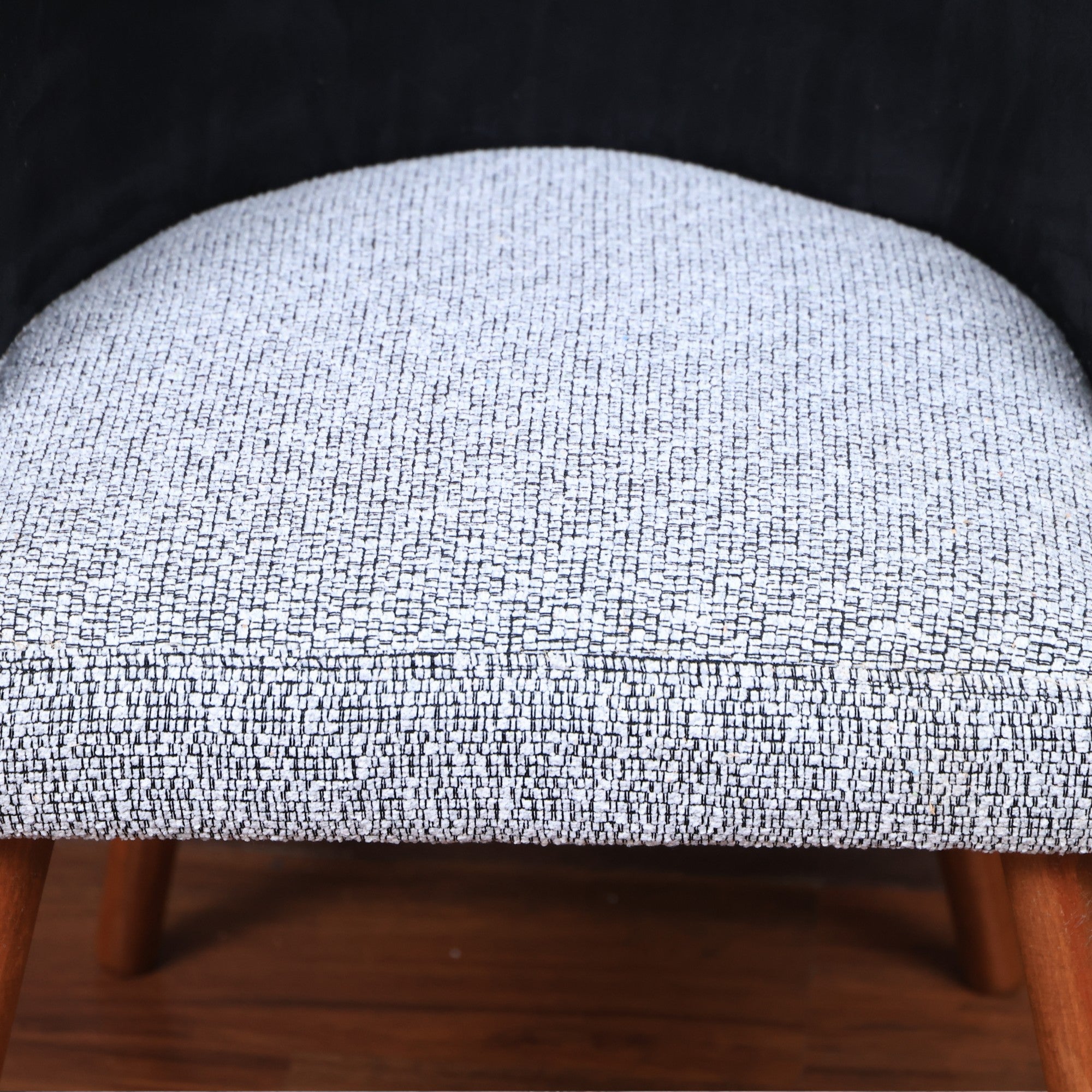 ترابيزة سفرة 423