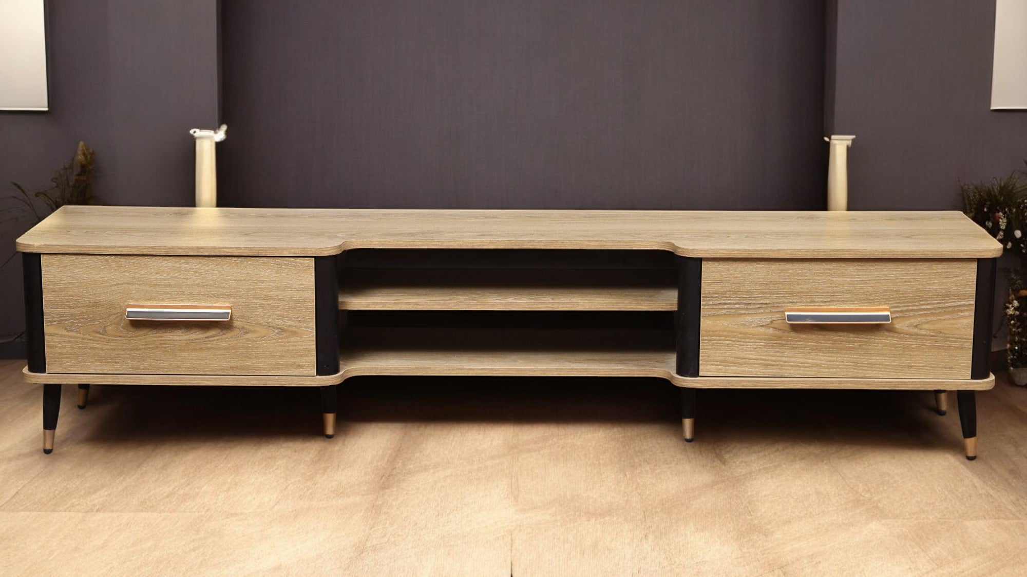 ترابيزة تليفزيون 188