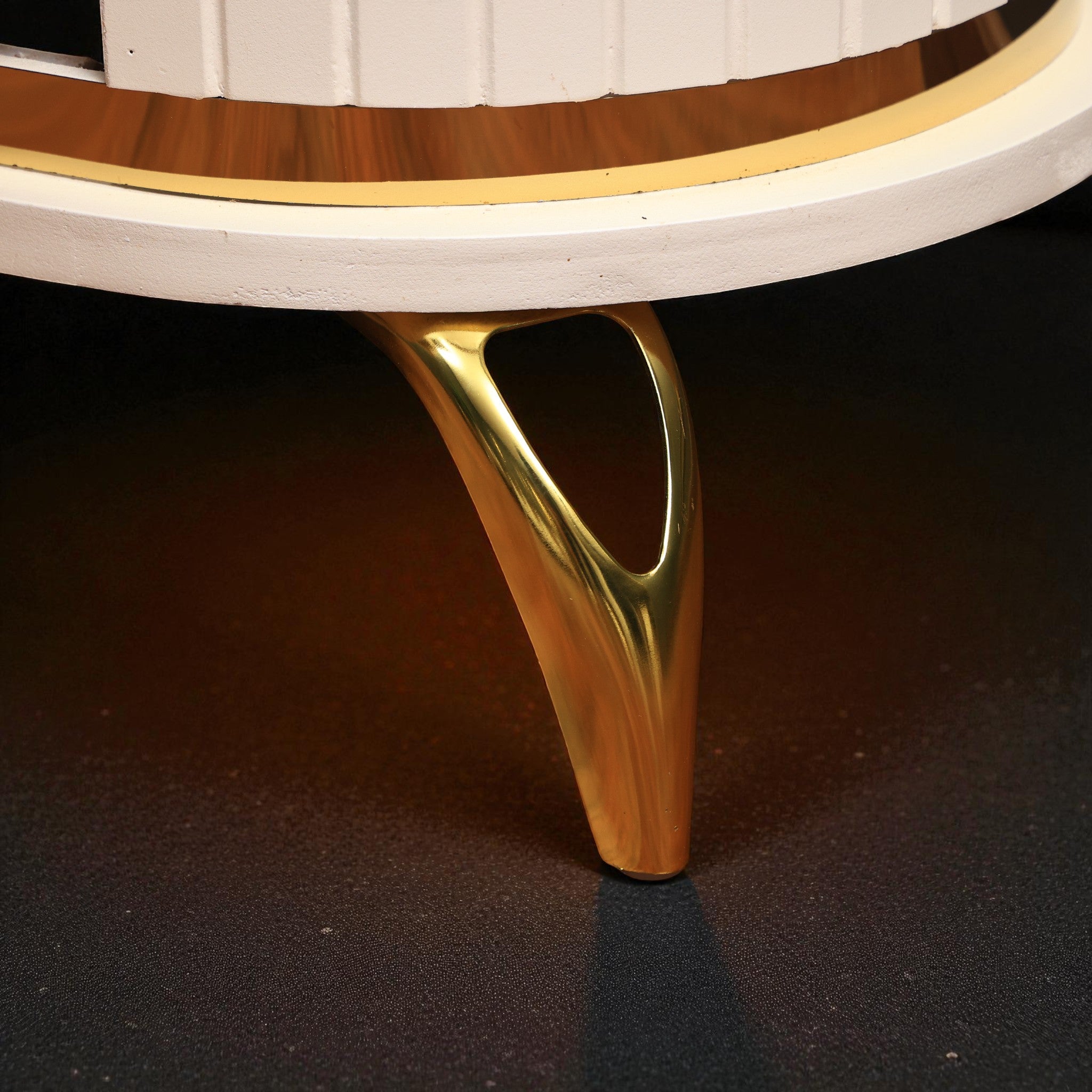 ترابيزة تليفزيون 198