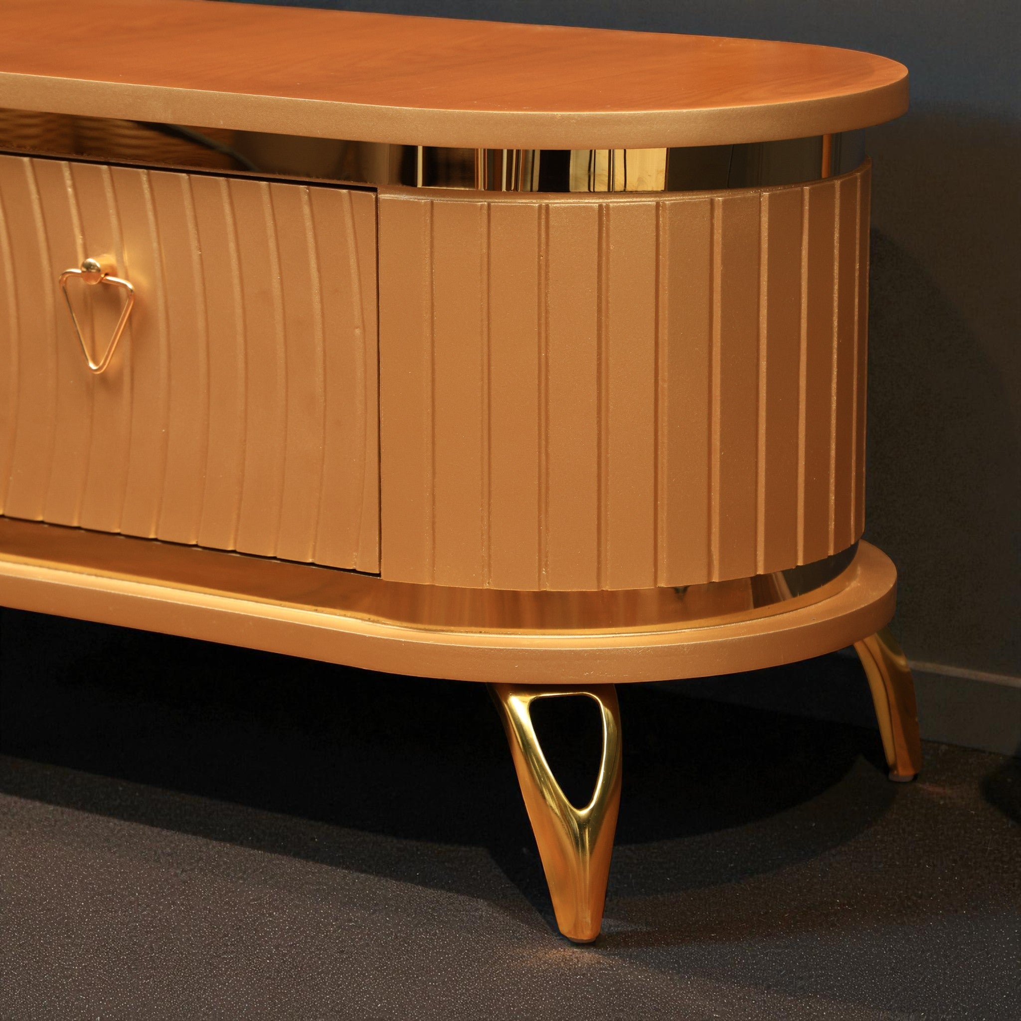 ترابيزة تليفزيون 199