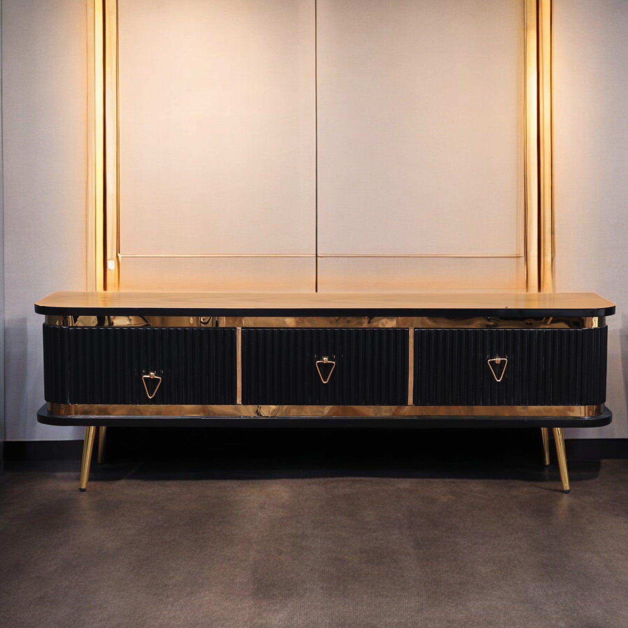 ترابيزة تليفزيون 167