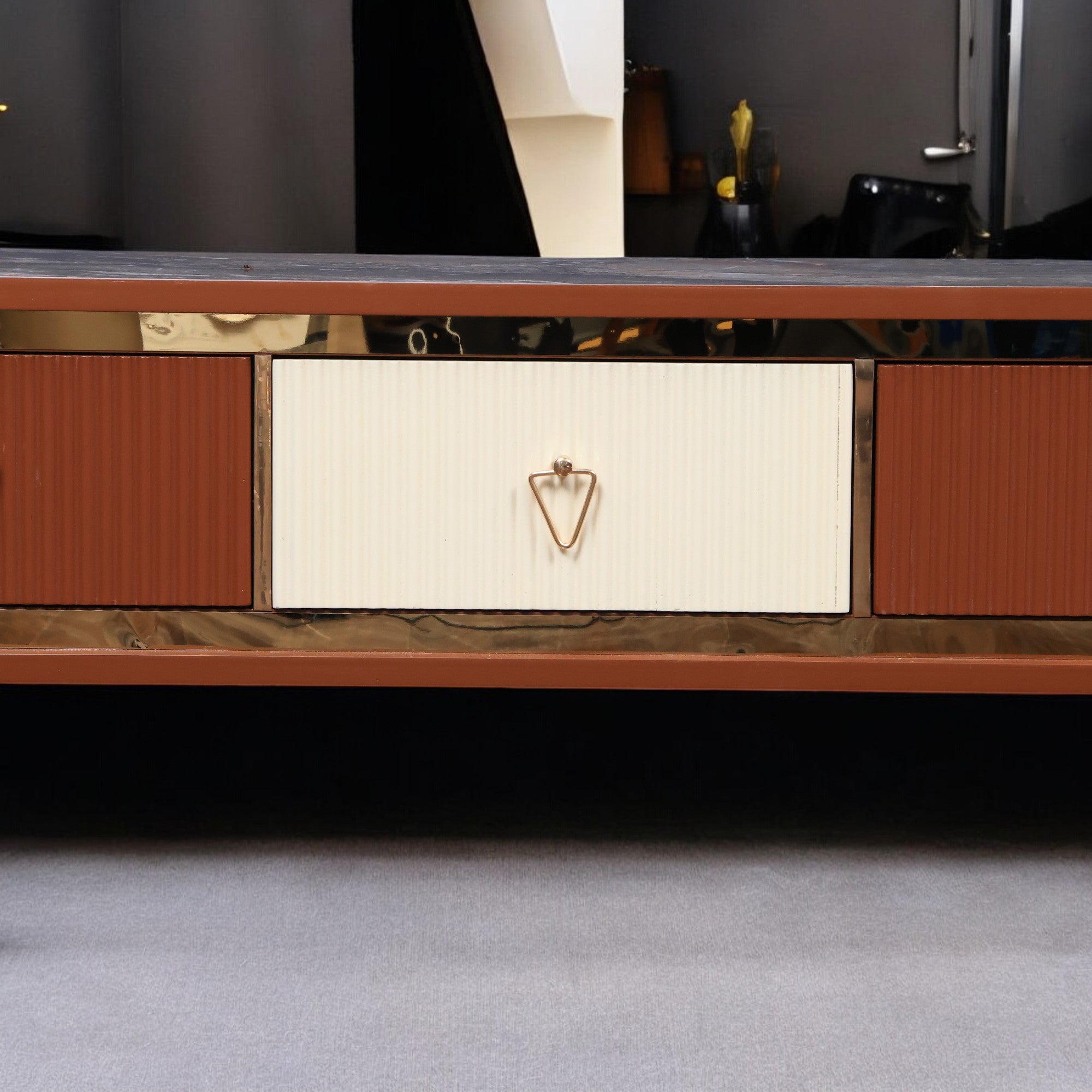 ترابيزة تليفزيون 165