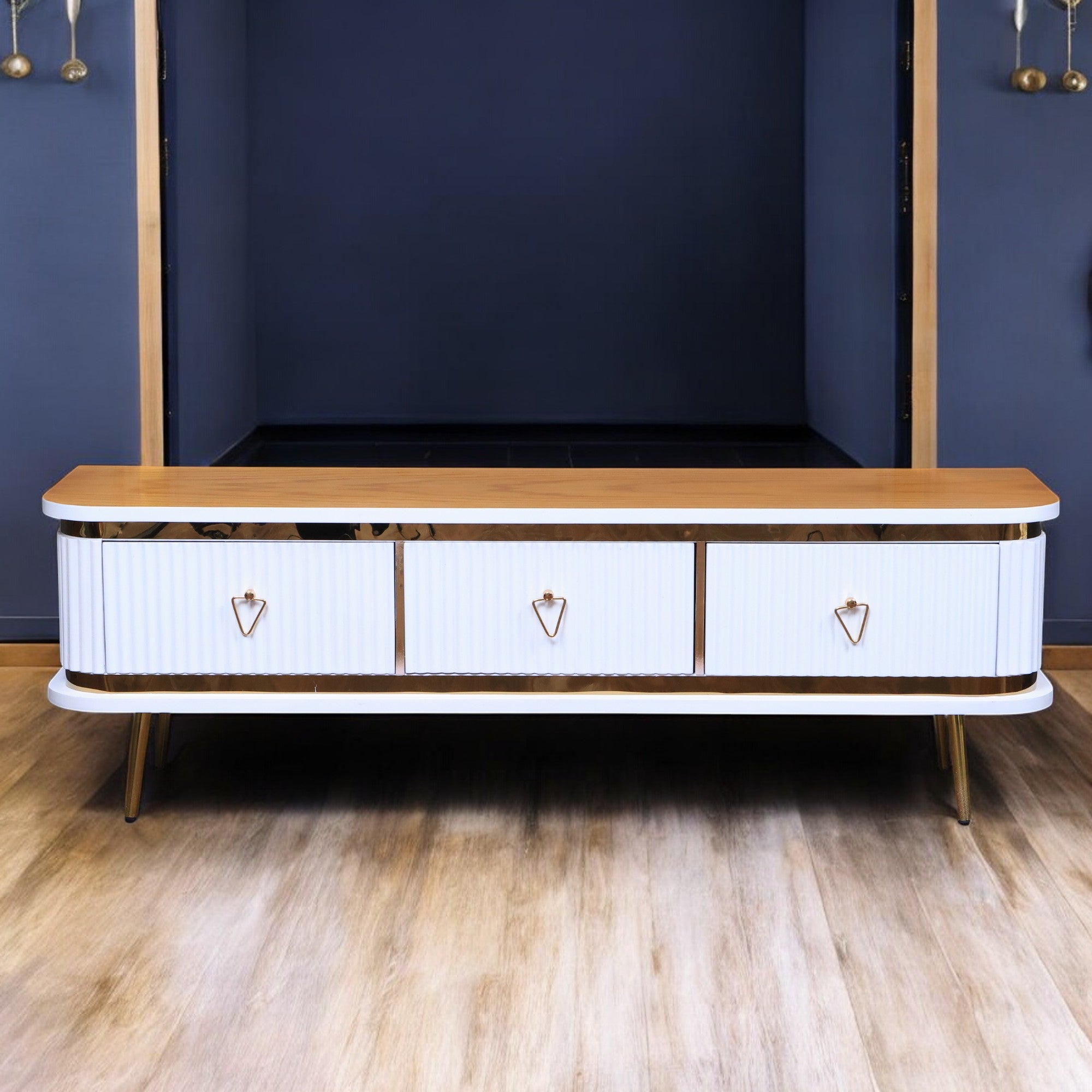 ترابيزة تليفزيون 166