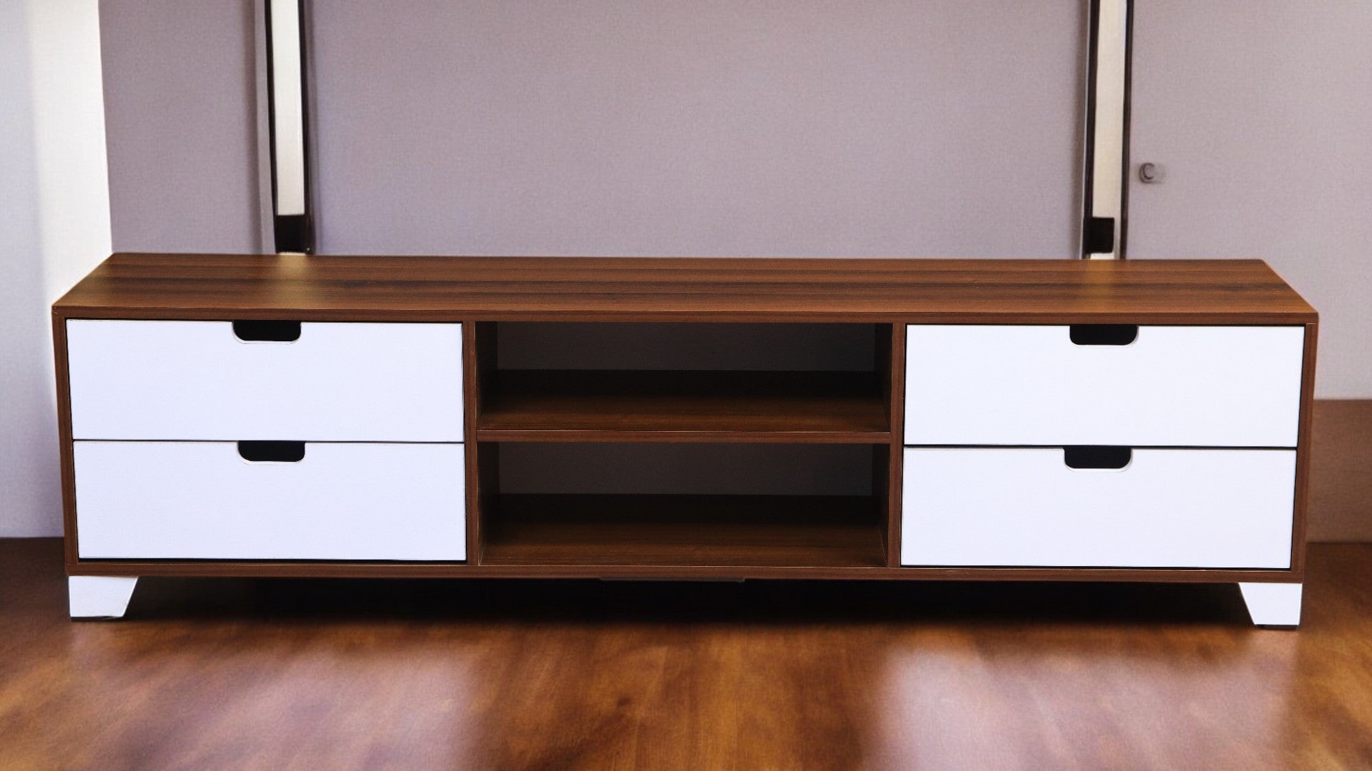 ترابيزة تليفزيون 191