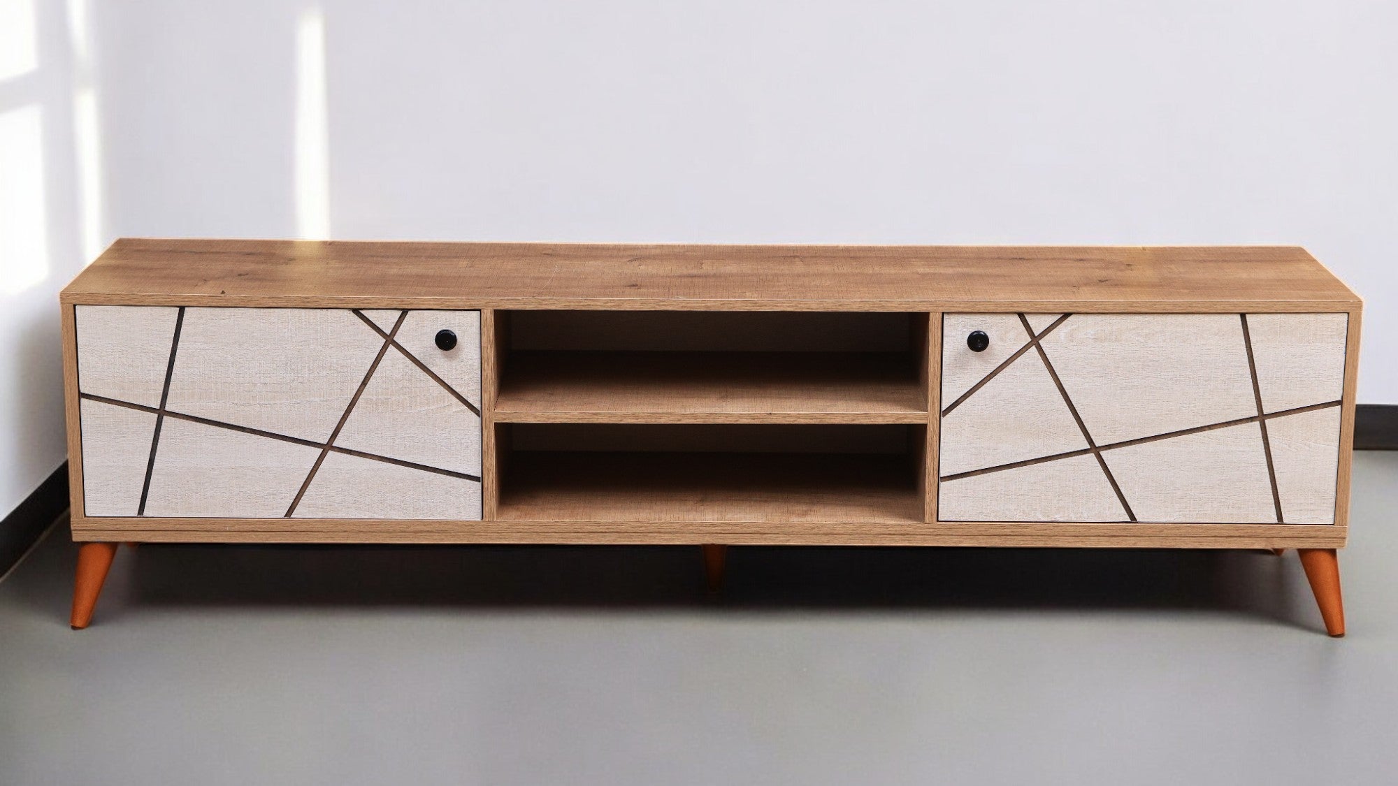 ترابيزة تليفزيون 192