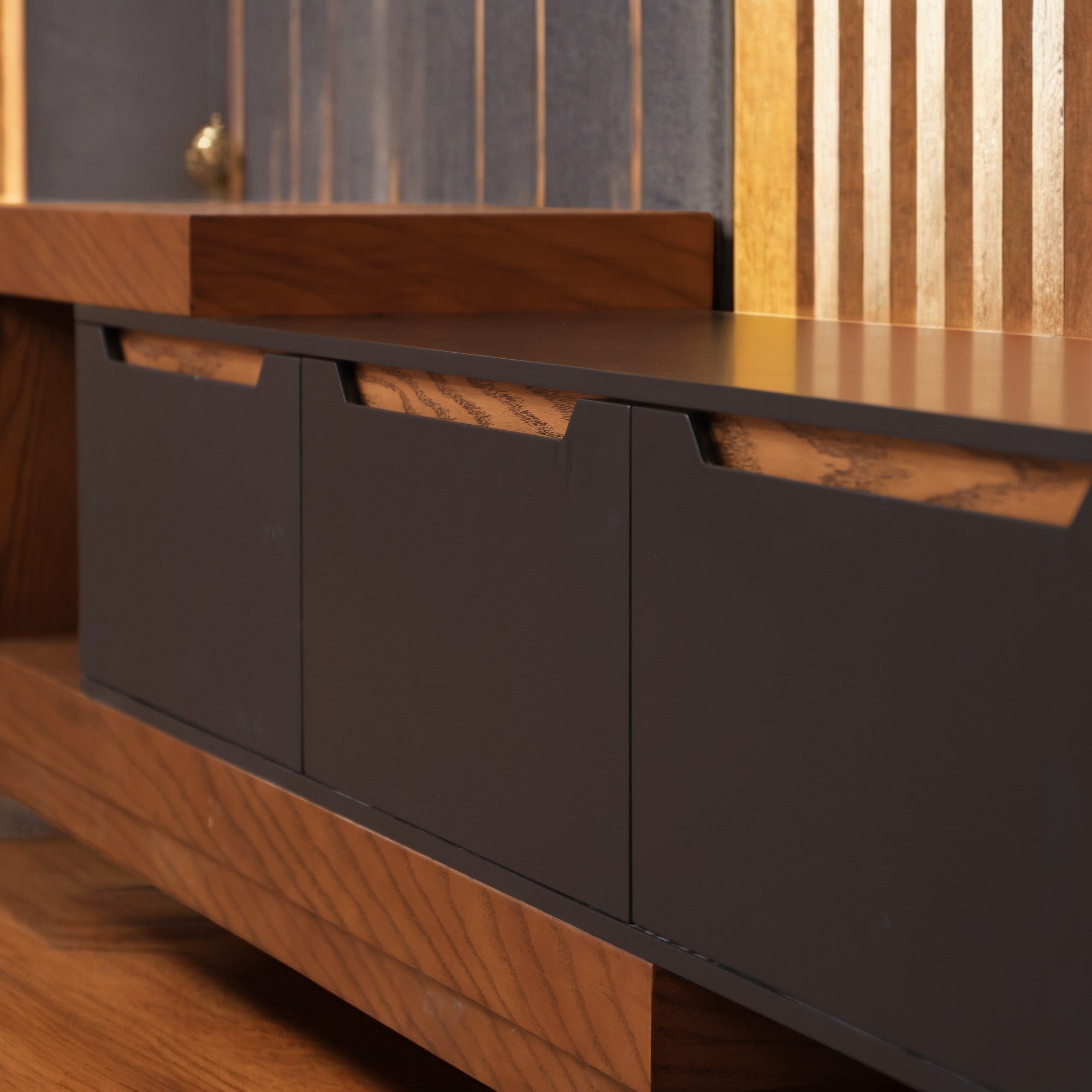 ترابيزة تليفزيون 151