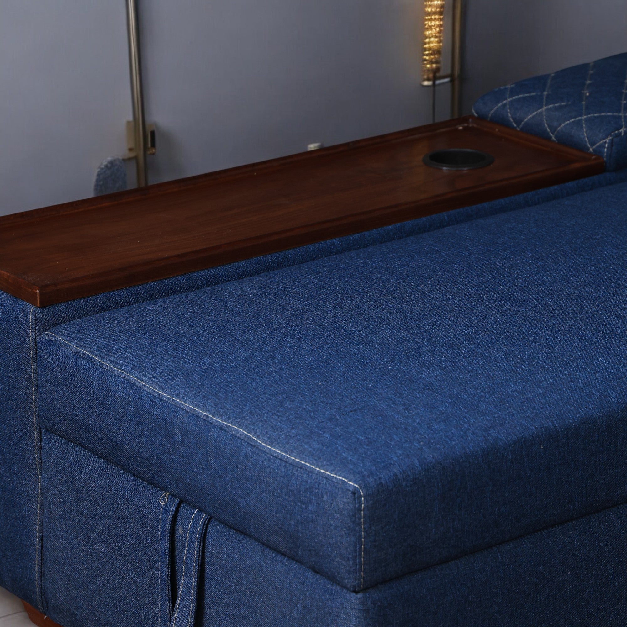 ركنة سرير وسحارة 143