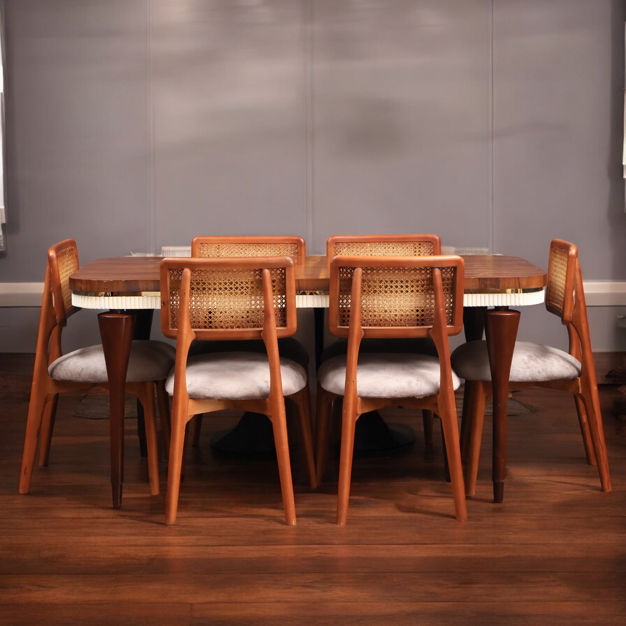 ترابيزة سفرة 356