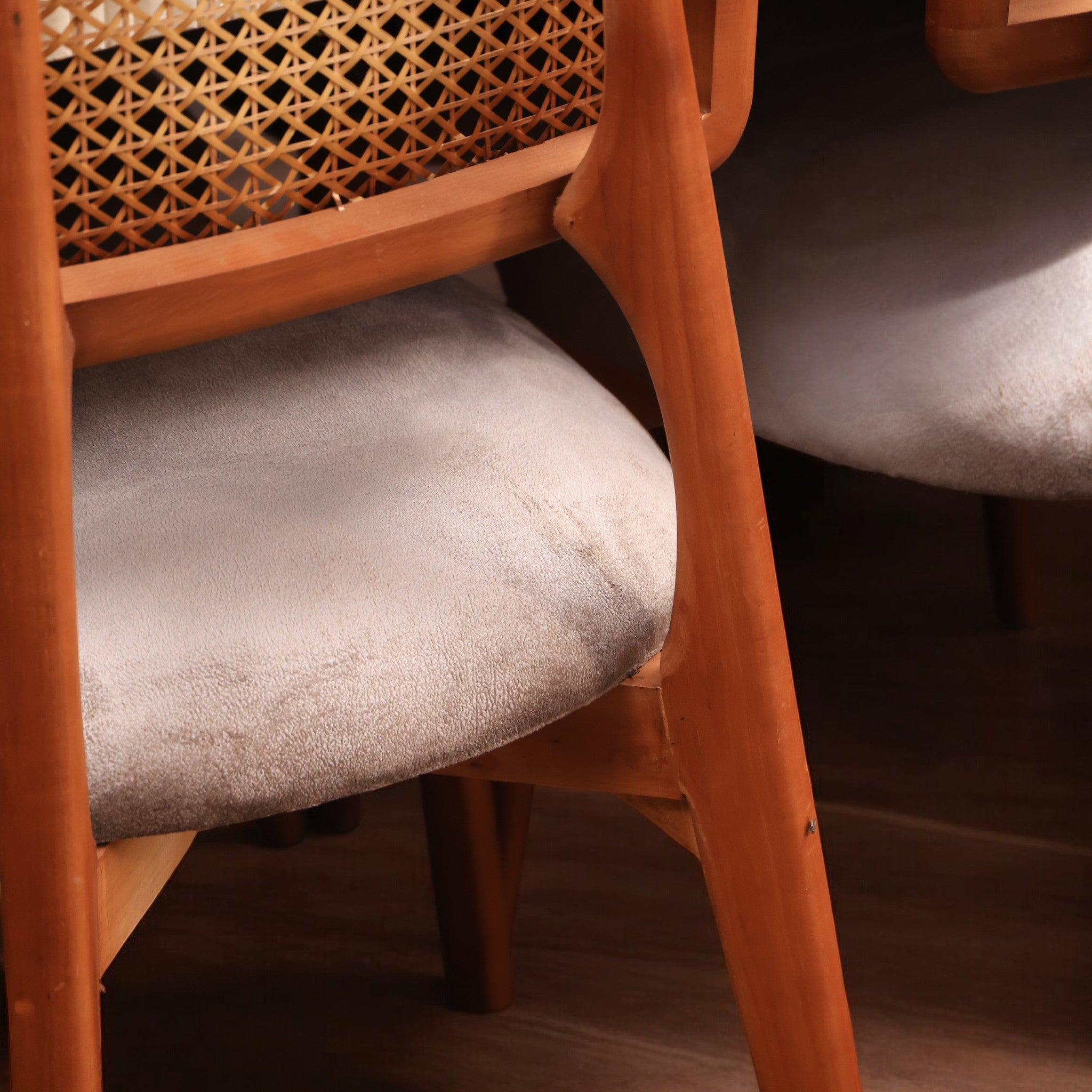 ترابيزة سفرة 356