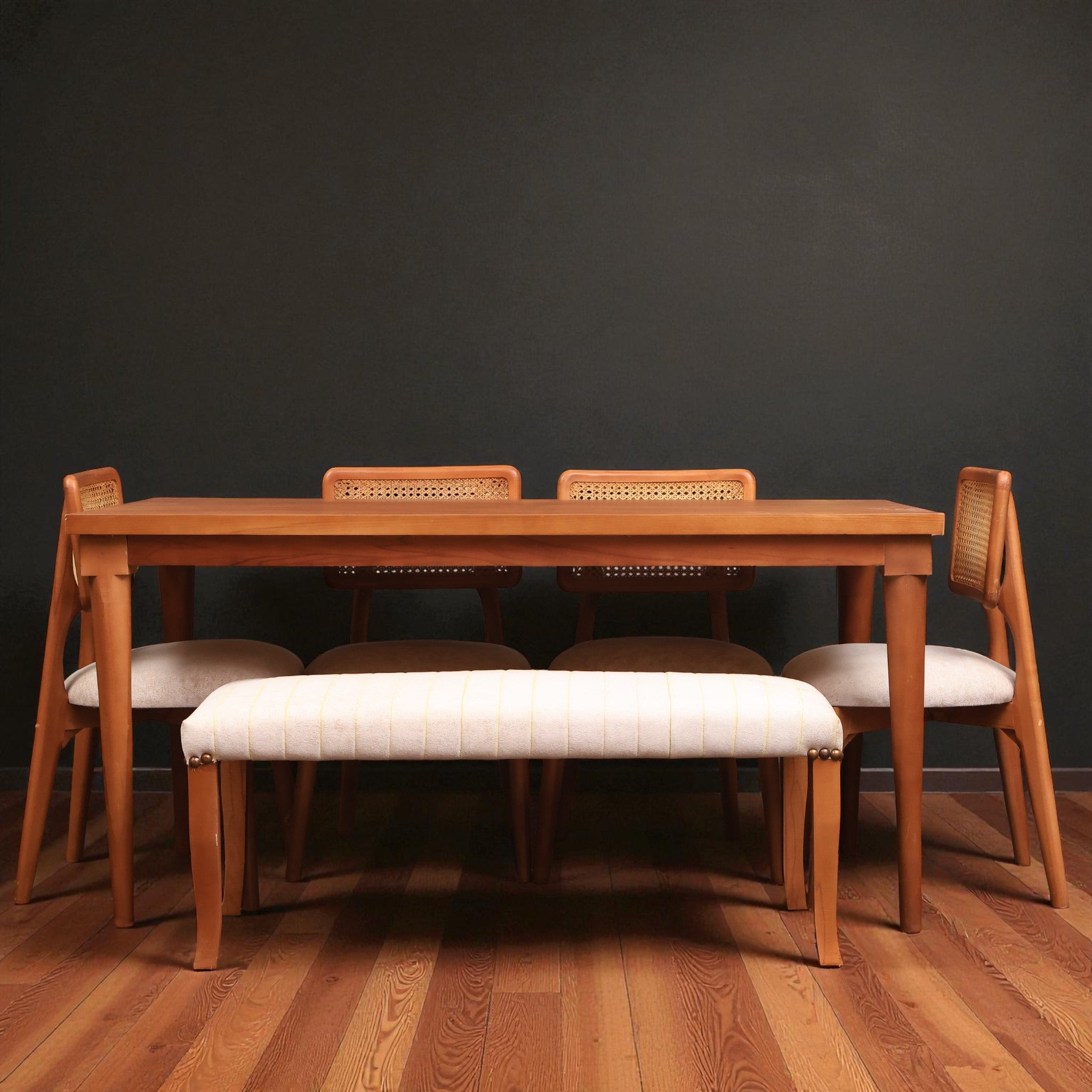 ترابيزة سفرة 359