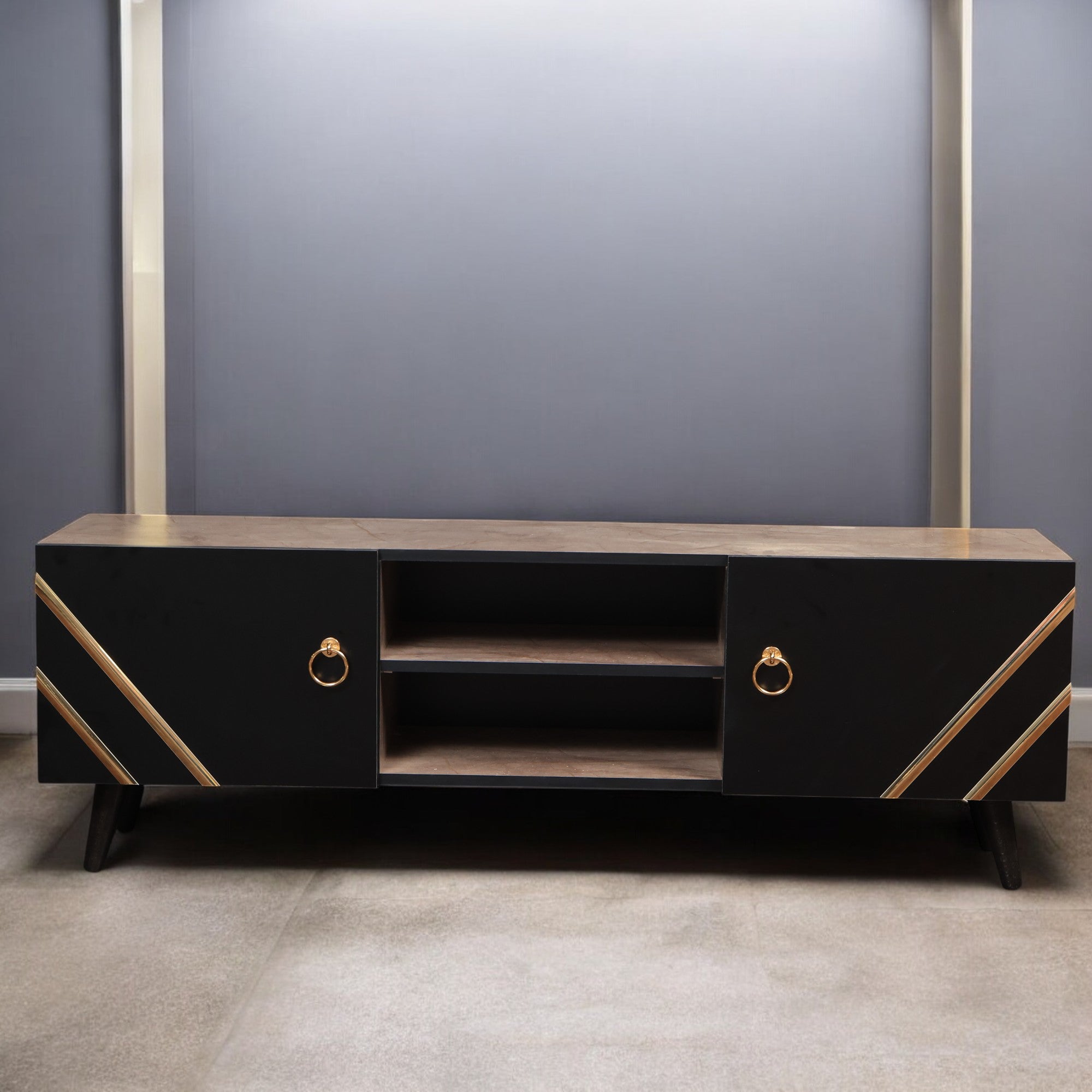 ترابيزة تليفزيون 162