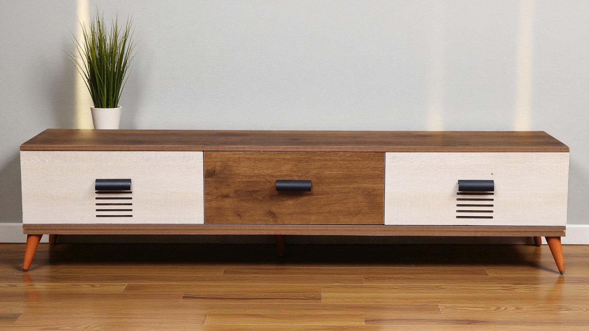 ترابيزة تليفزيون 183