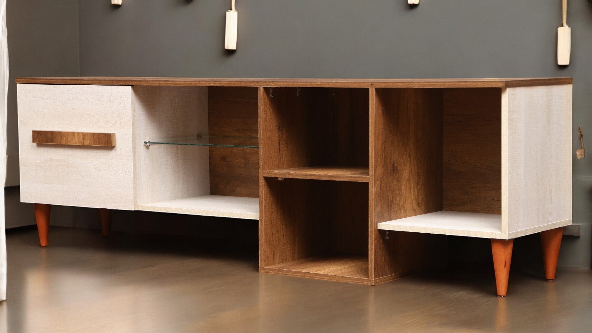 ترابيزة تليفزيون 184