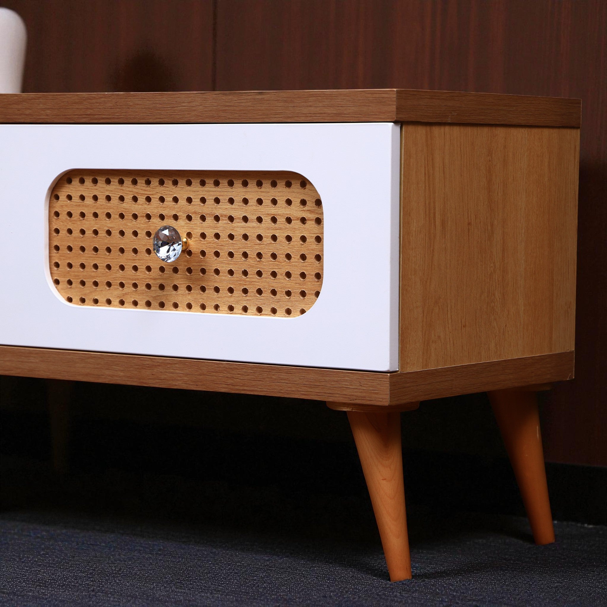 ترابيزة تليفزيون 201