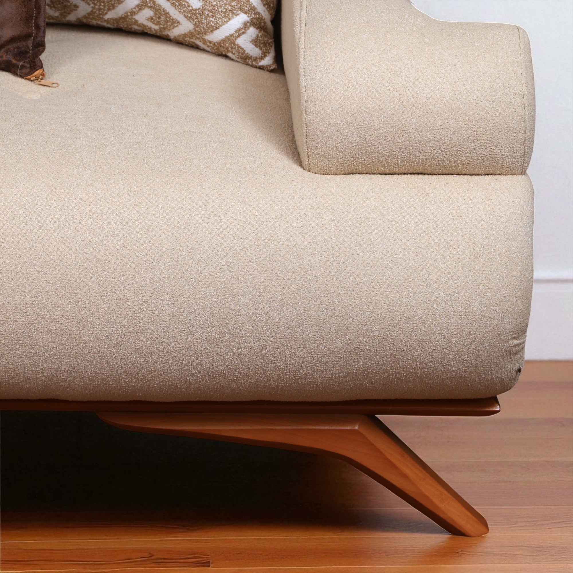 انترية سرير 668