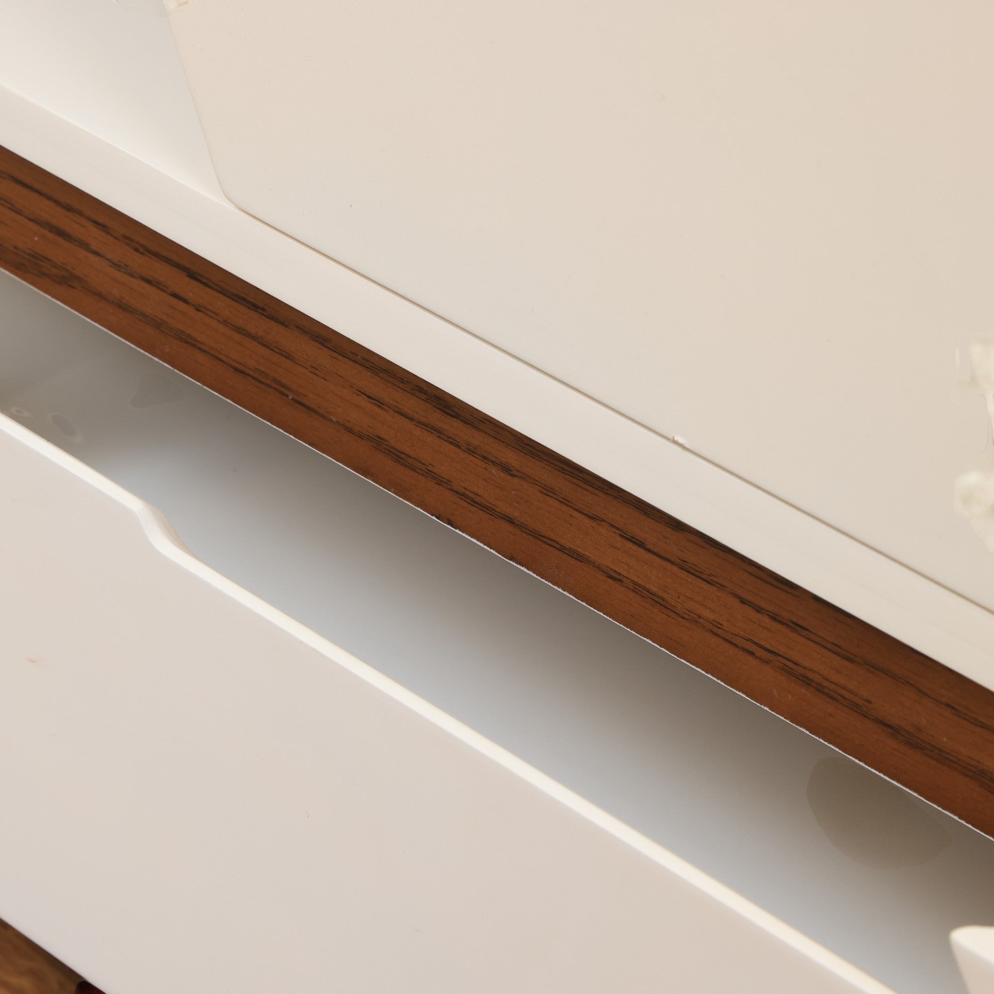 ترابيزة تليفزيون 157