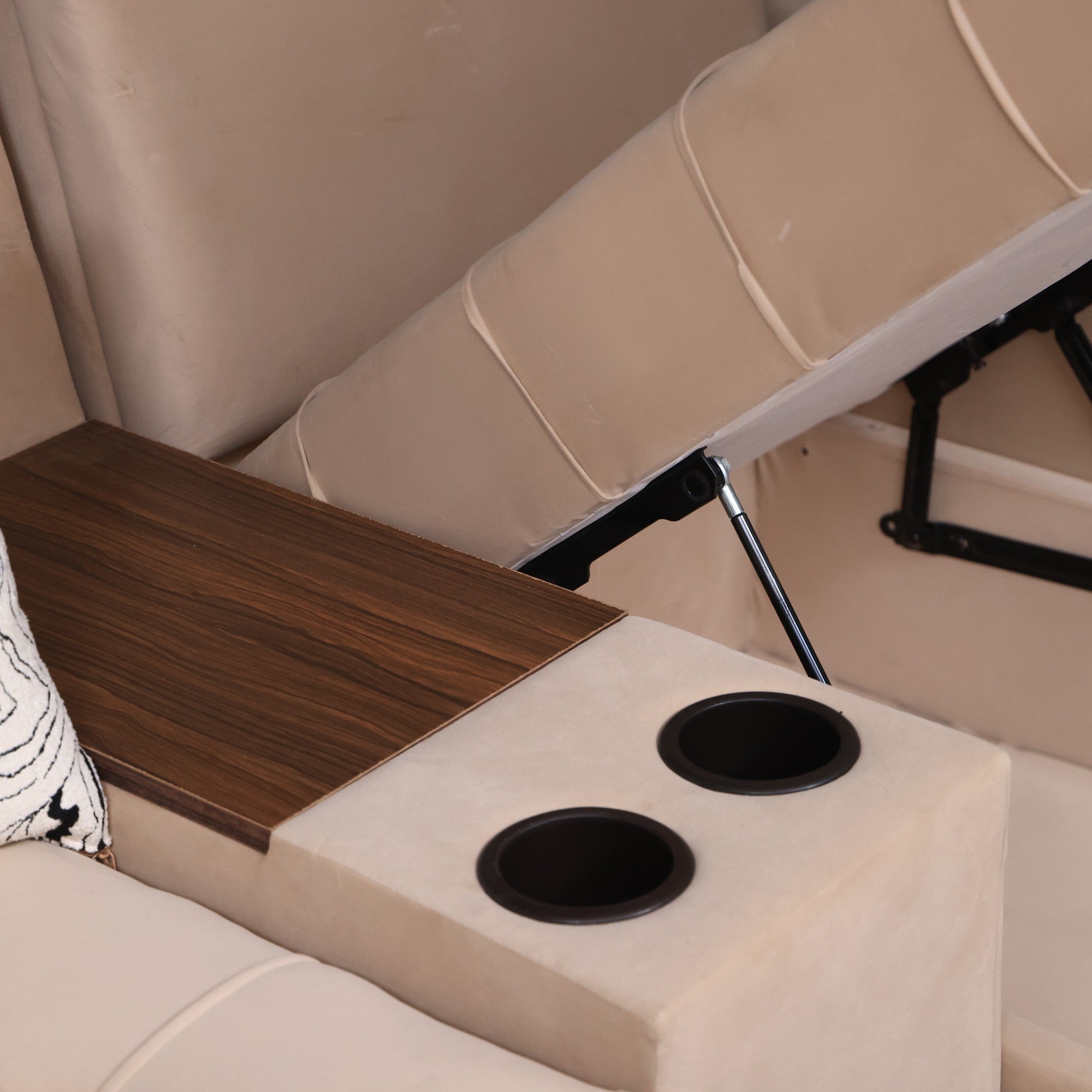 ركنة سرير وسحارة 279