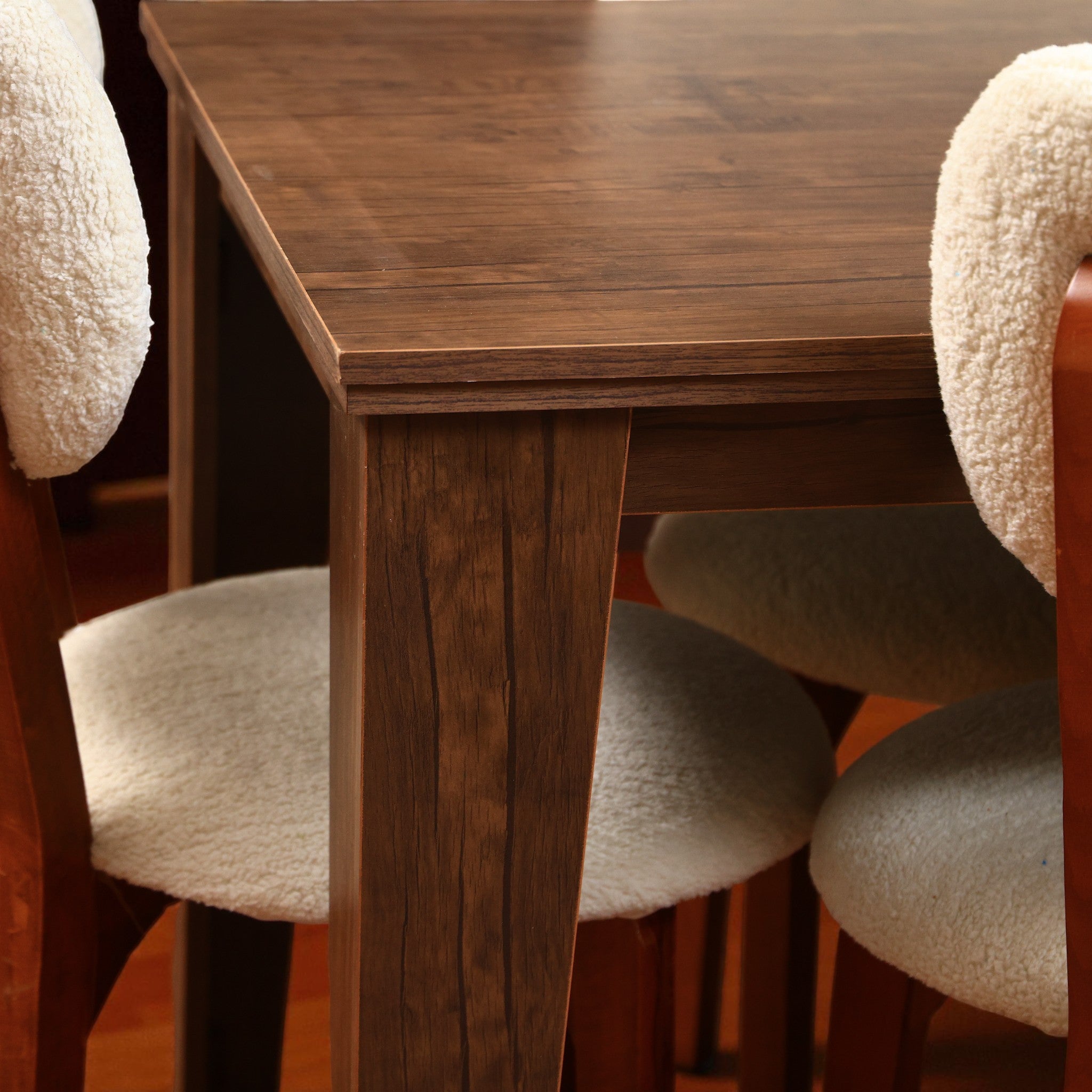 ترابيزة سفرة 566