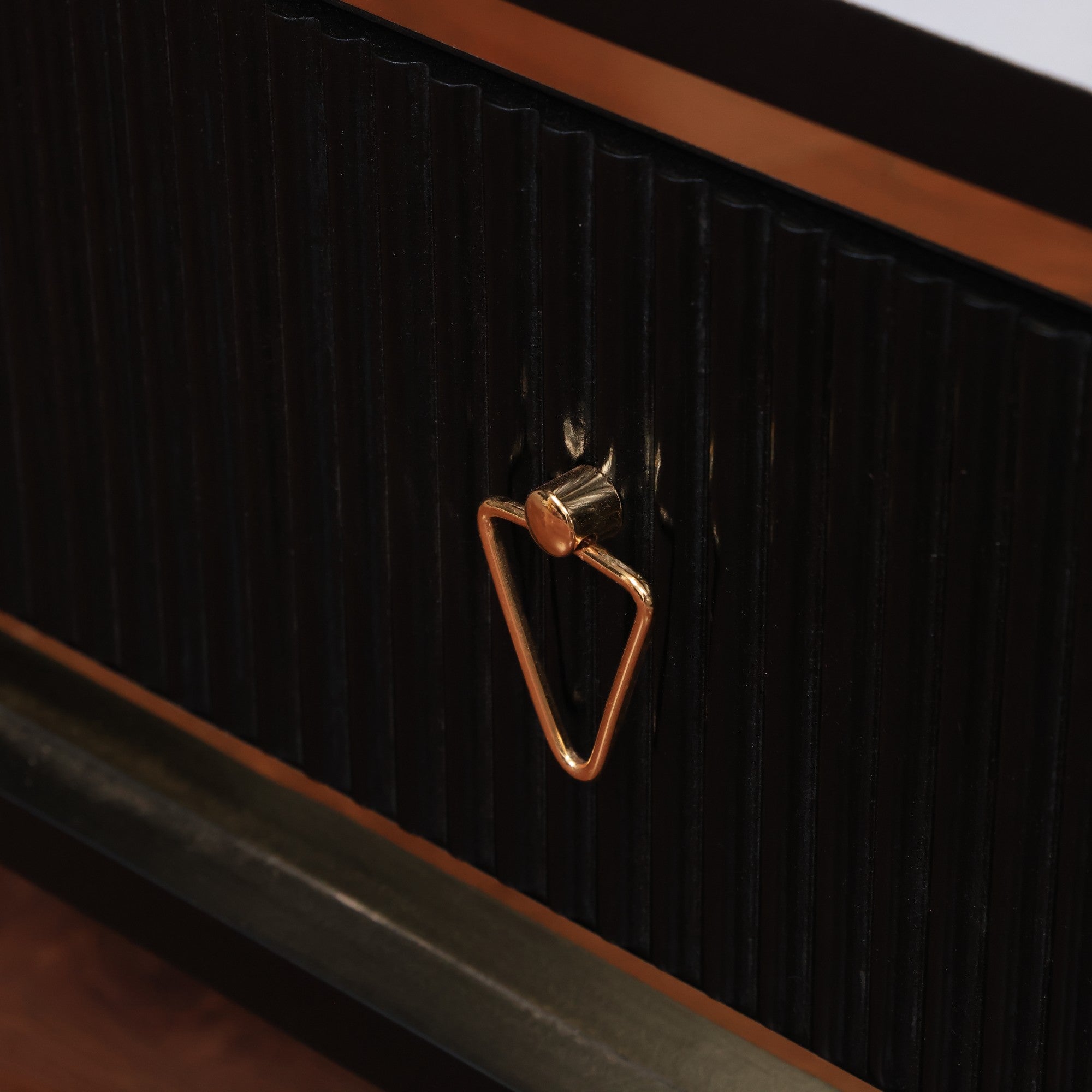 ترابيزة تليفزيون 164