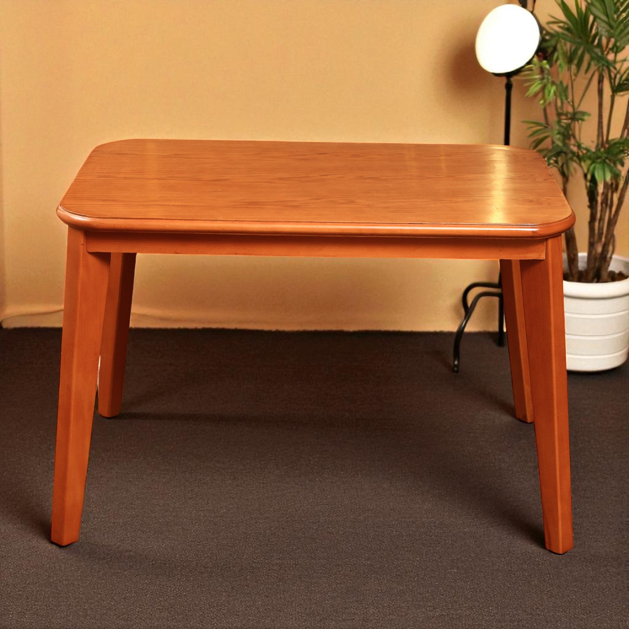 ترابيزة سفرة 557