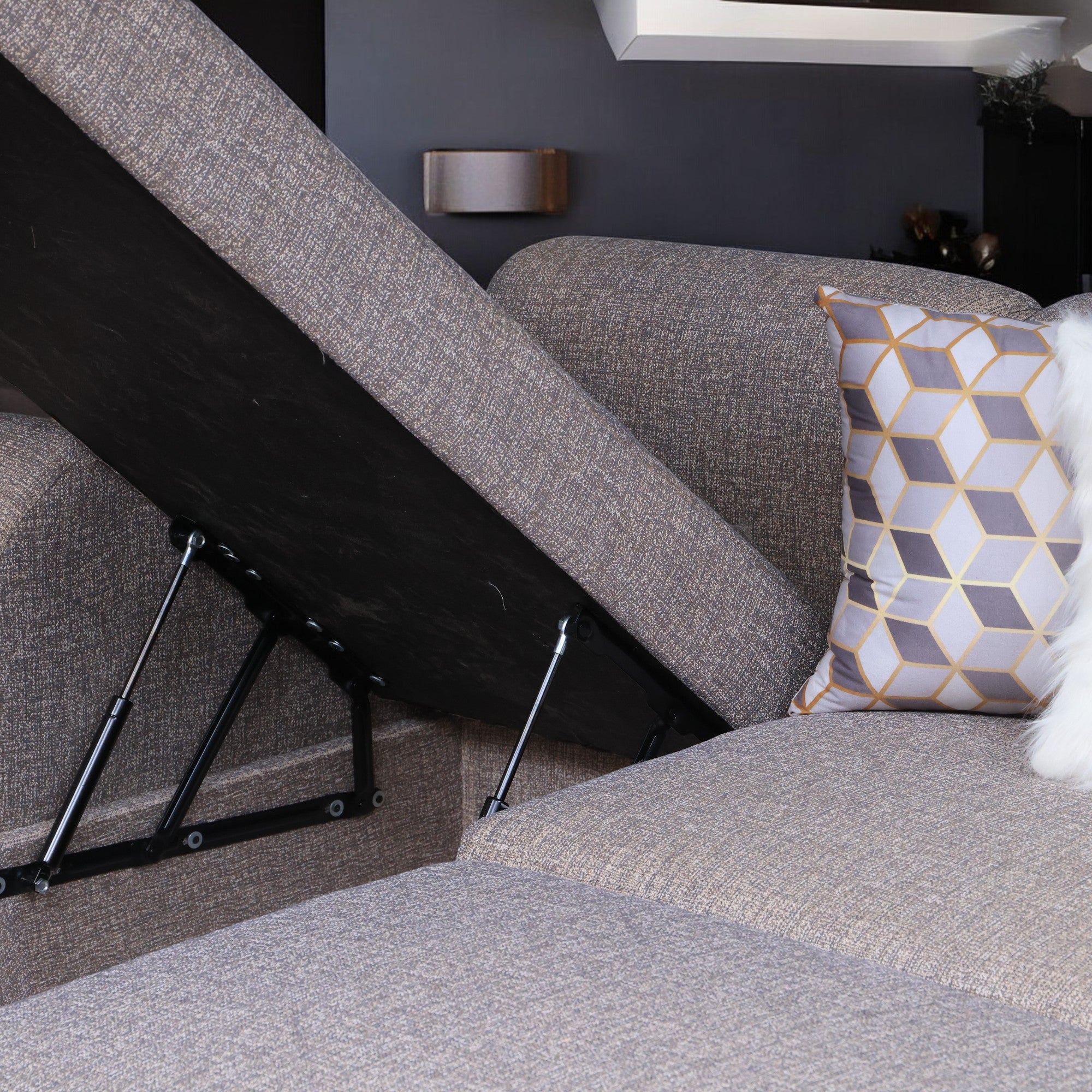 ركنة سرير وسحارة 240