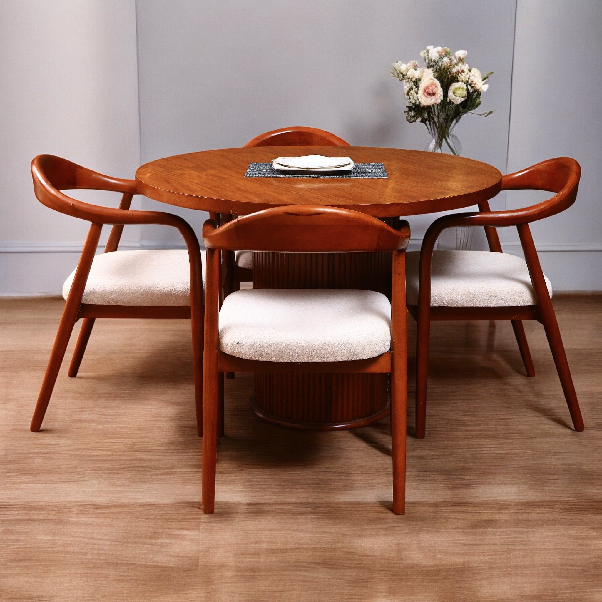 ترابيزة سفرة 560