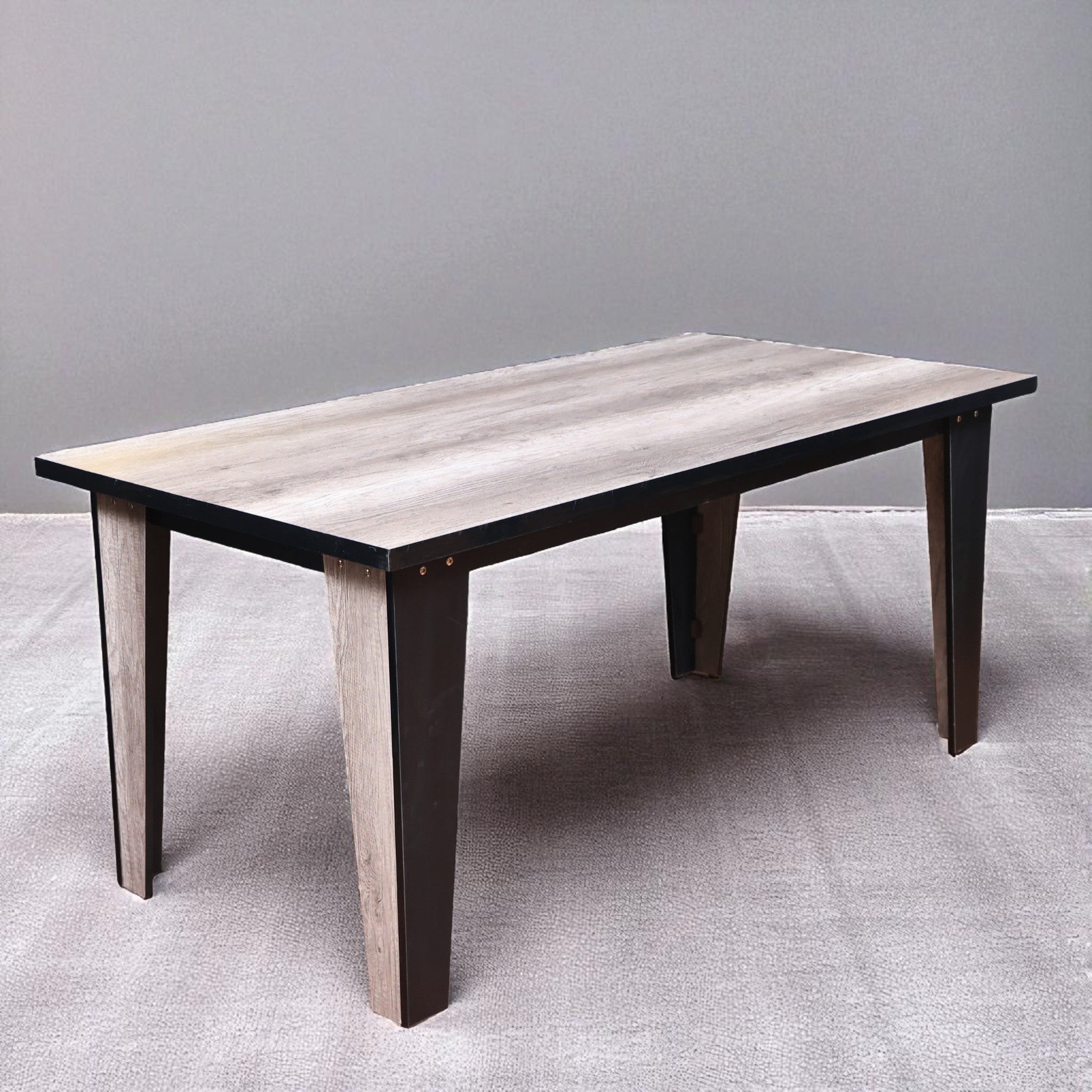 غرفة سفرة 417