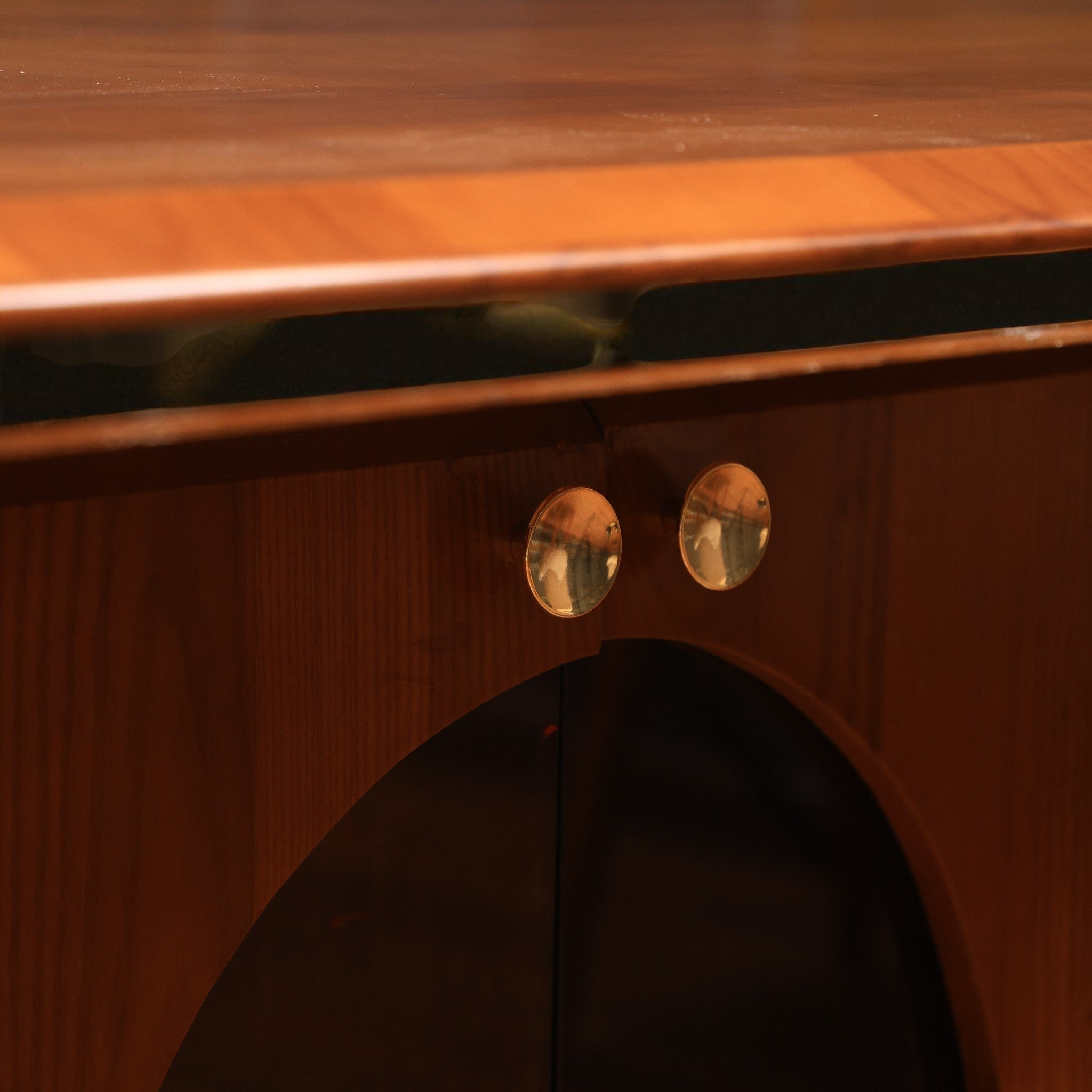 ترابيزة سفرة 551