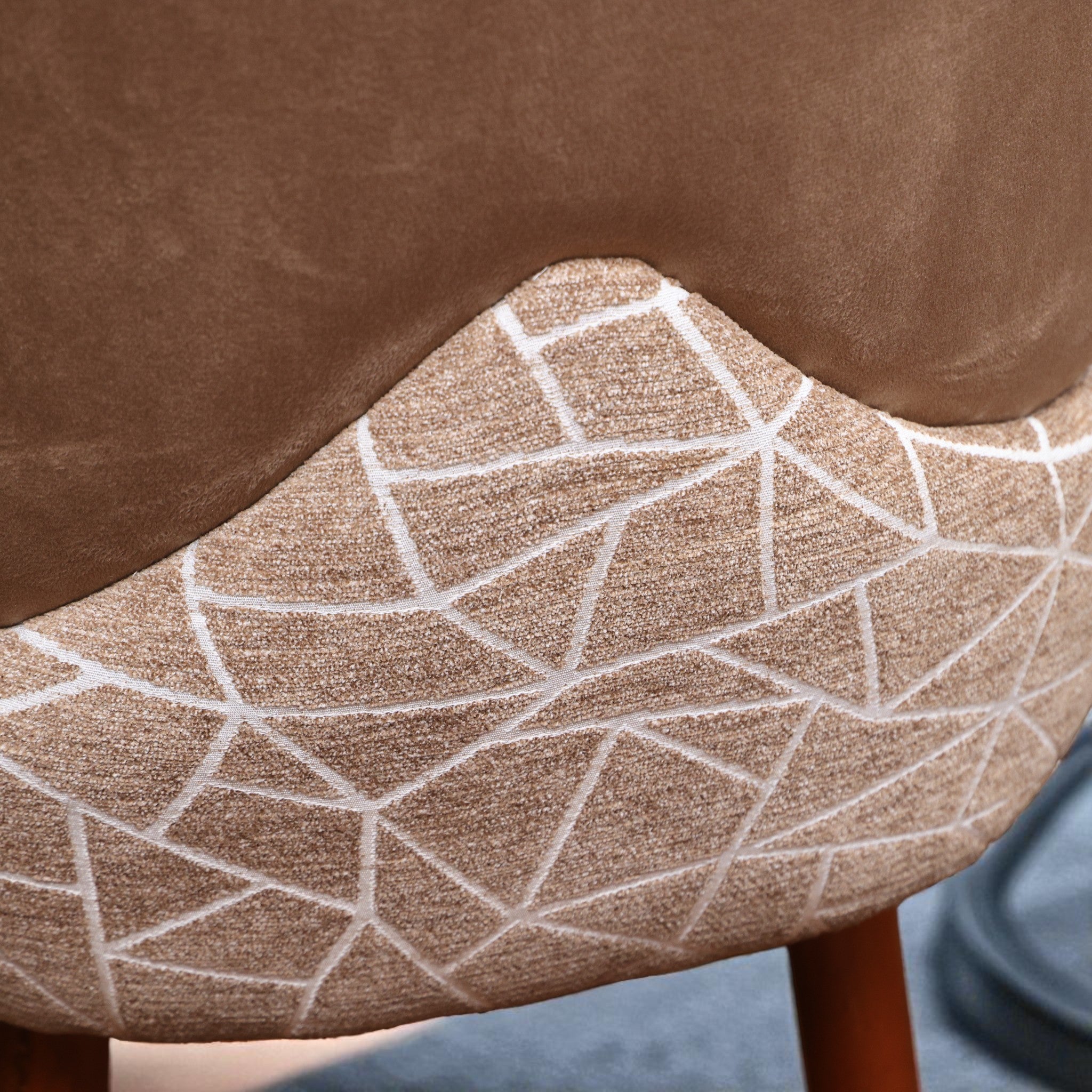 ترابيزة سفرة 551