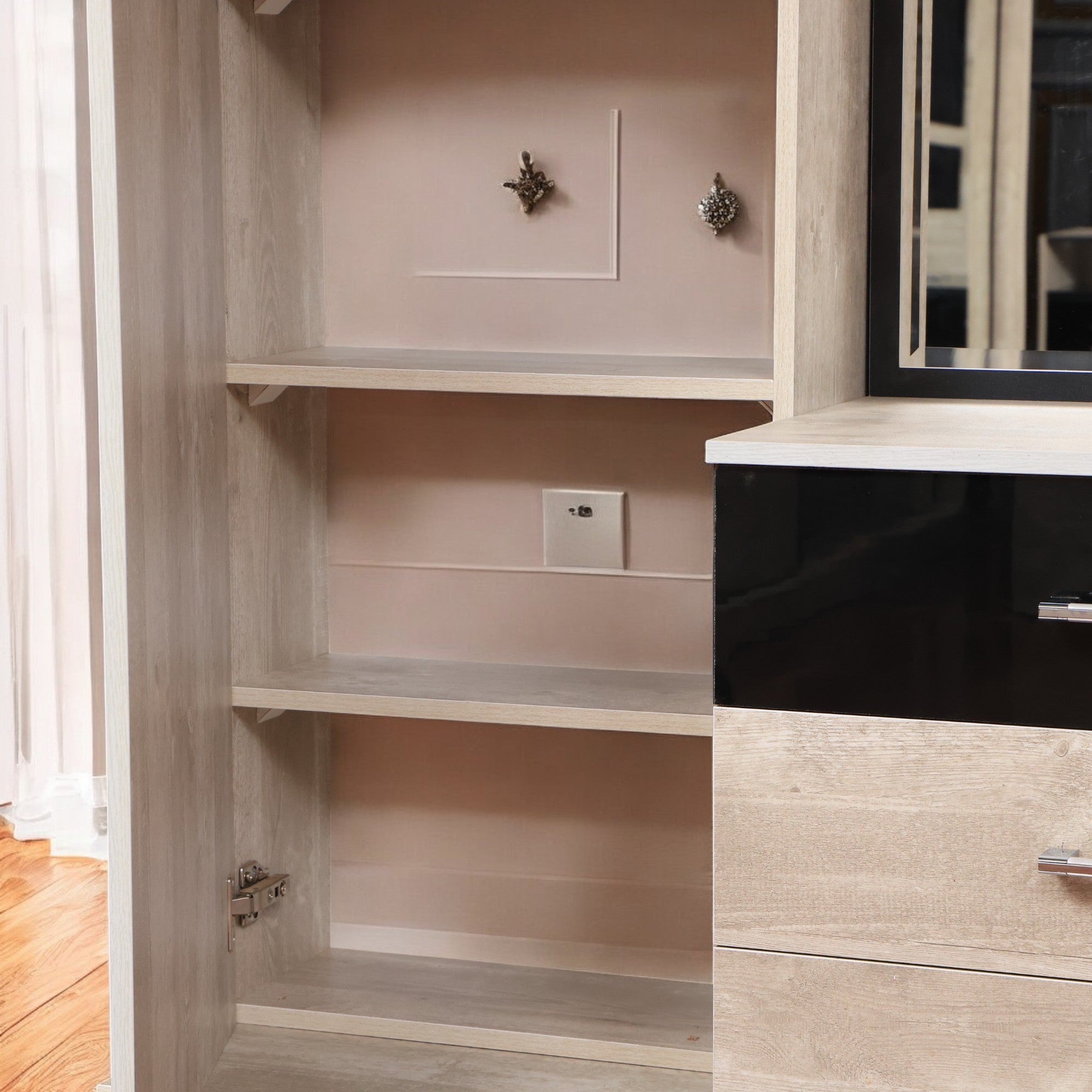 غرفة نوم ماستر 313