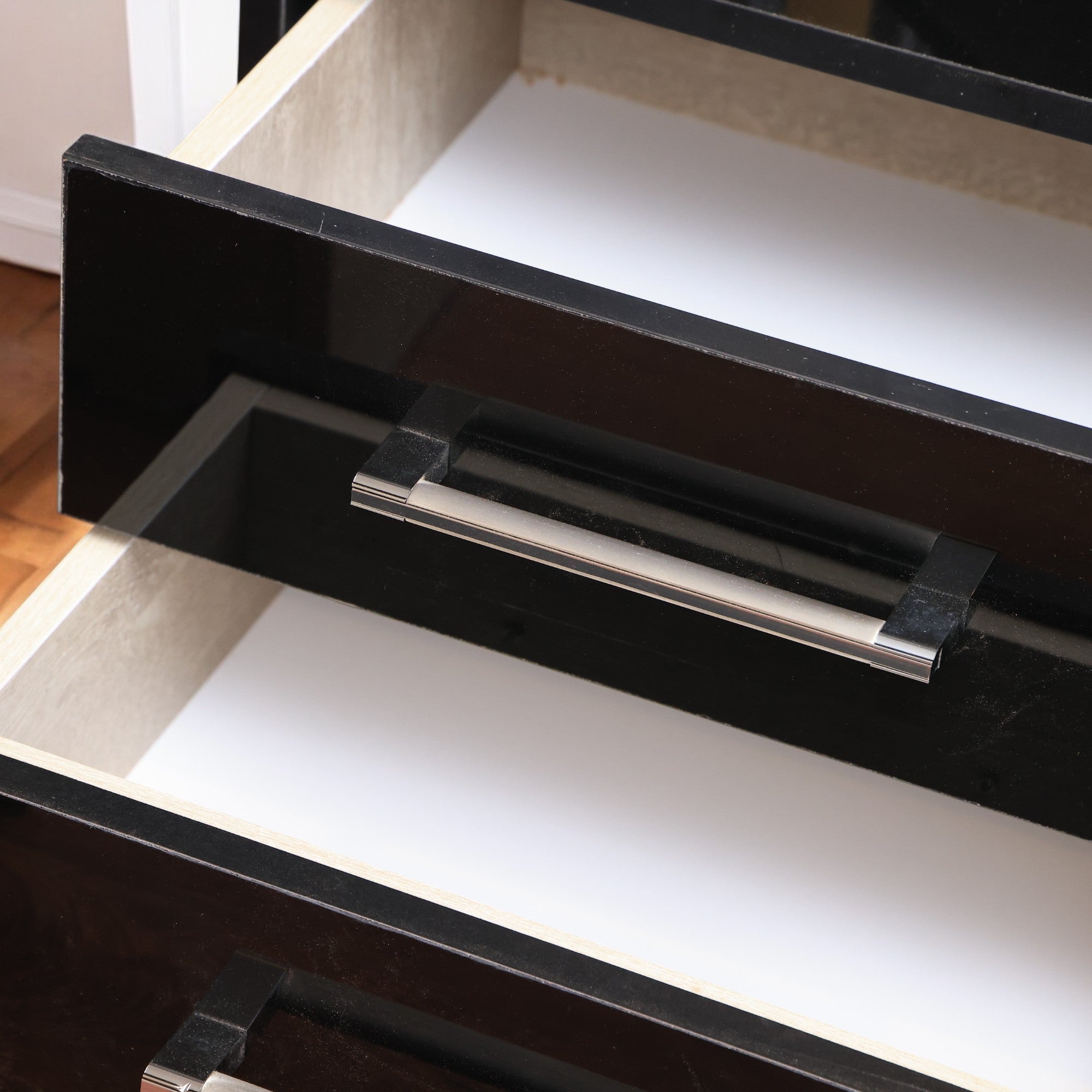 غرفة نوم ماستر 313