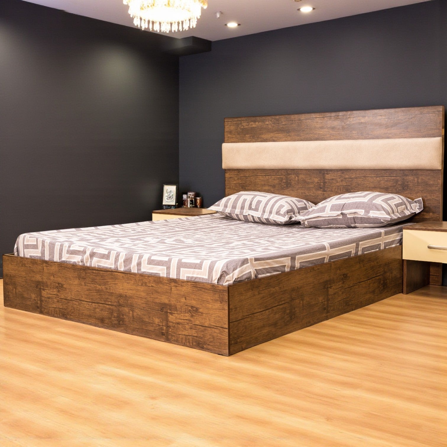 سرير ماستر 212