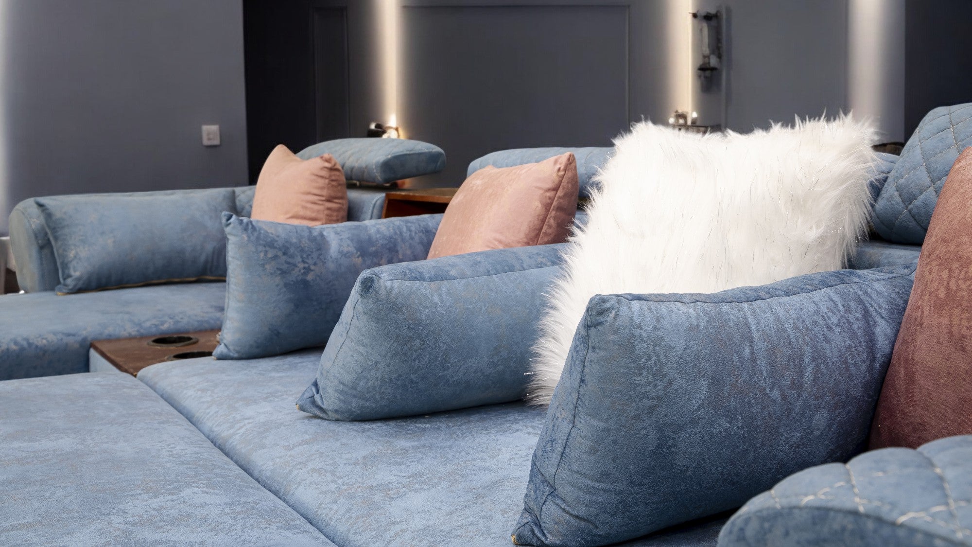 ركنة سرير وسحارة 140