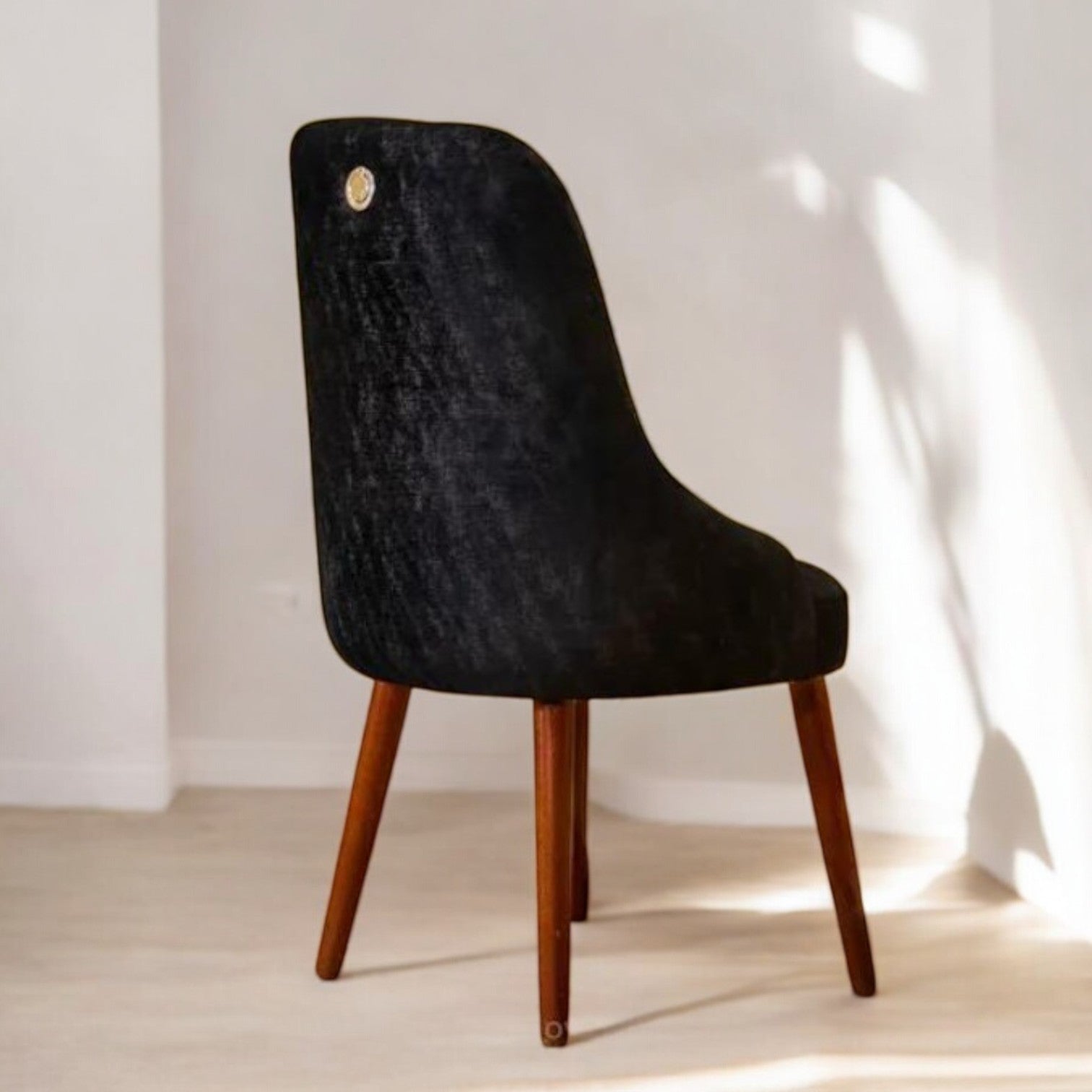 غرفة سفرة 112