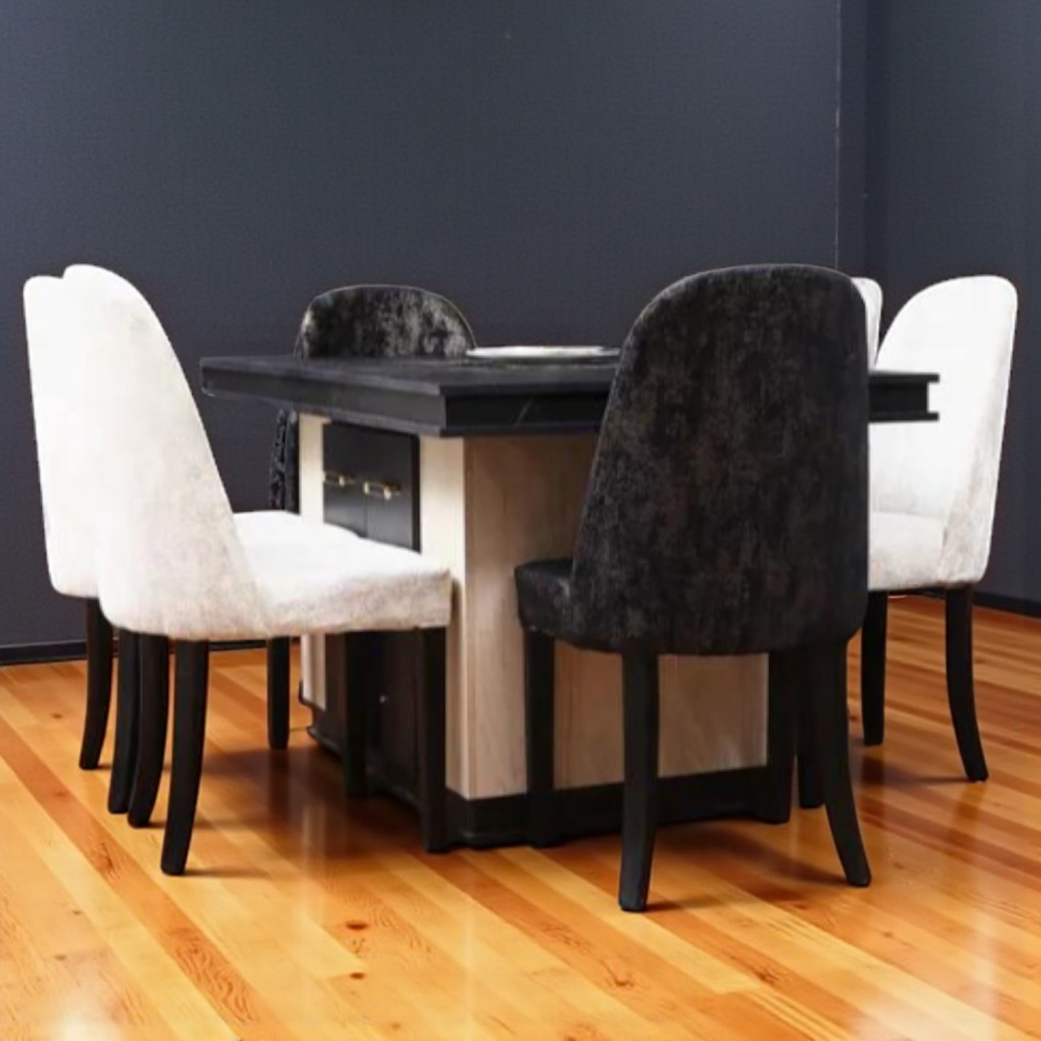 غرفة سفرة 515